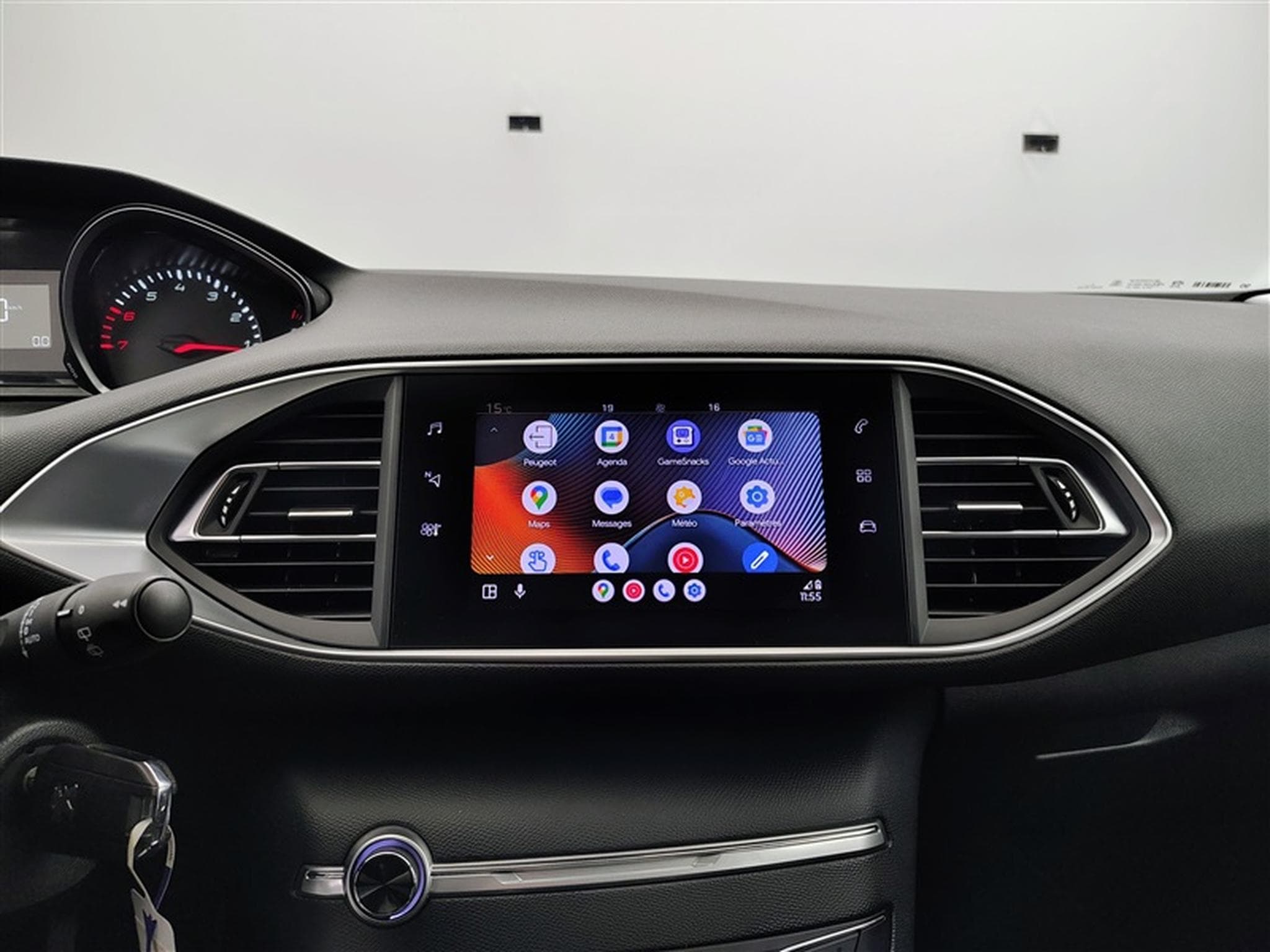 Peugeot 308 1.2 PureTech 110cv Active NAVI / PDC AR / JA 16" (2019) - Photo 20