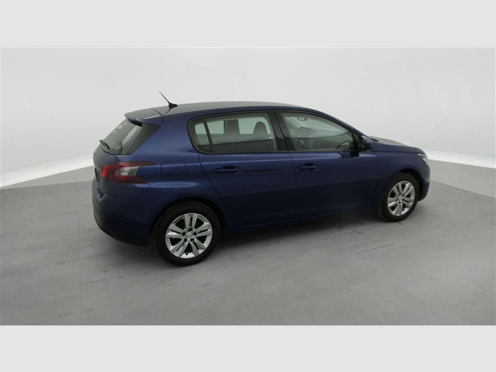 Peugeot 308 1.2 PureTech 110cv Active NAVI / PDC AR / JA 16" (2019) - Photo 25