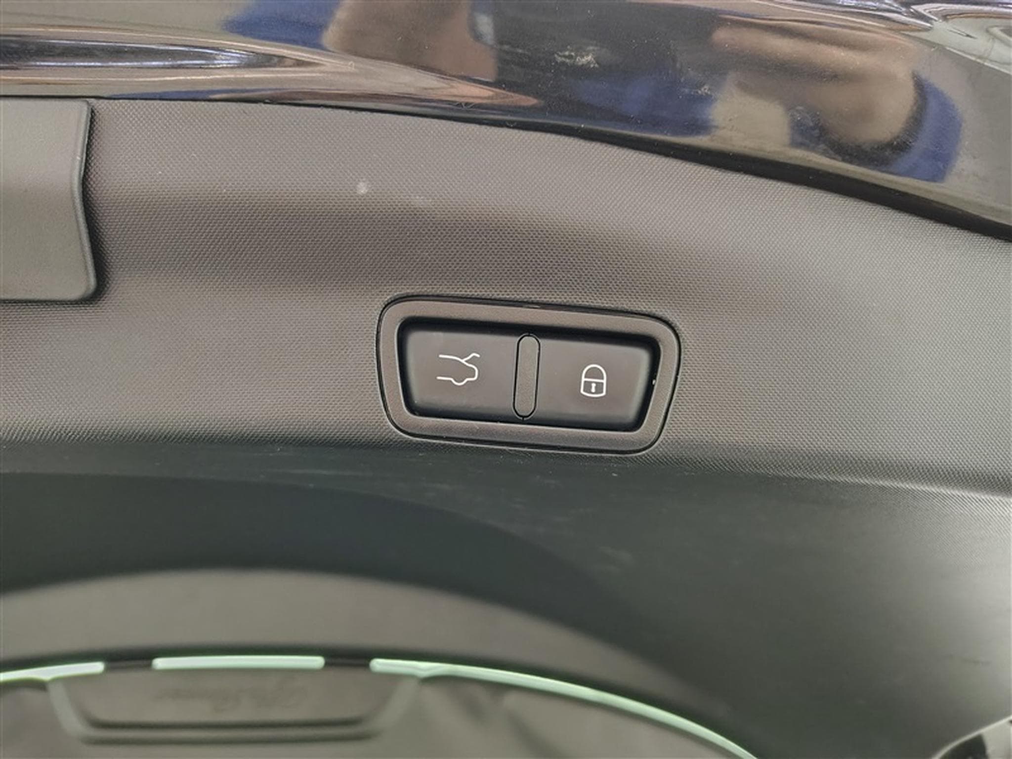 Alfa-Romeo Stelvio 2.2 MJD Sprint NAVI/FULL LED/JA/PDC (2020) - Photo 19
