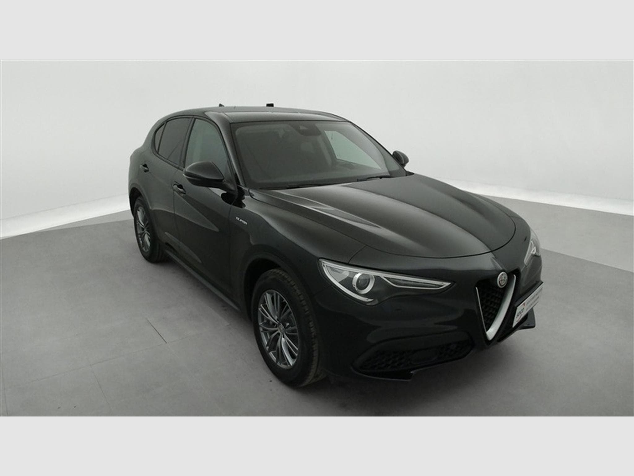 Alfa-Romeo Stelvio 2.2 MJD Sprint NAVI/FULL LED/JA/PDC (2020) - Photo 23