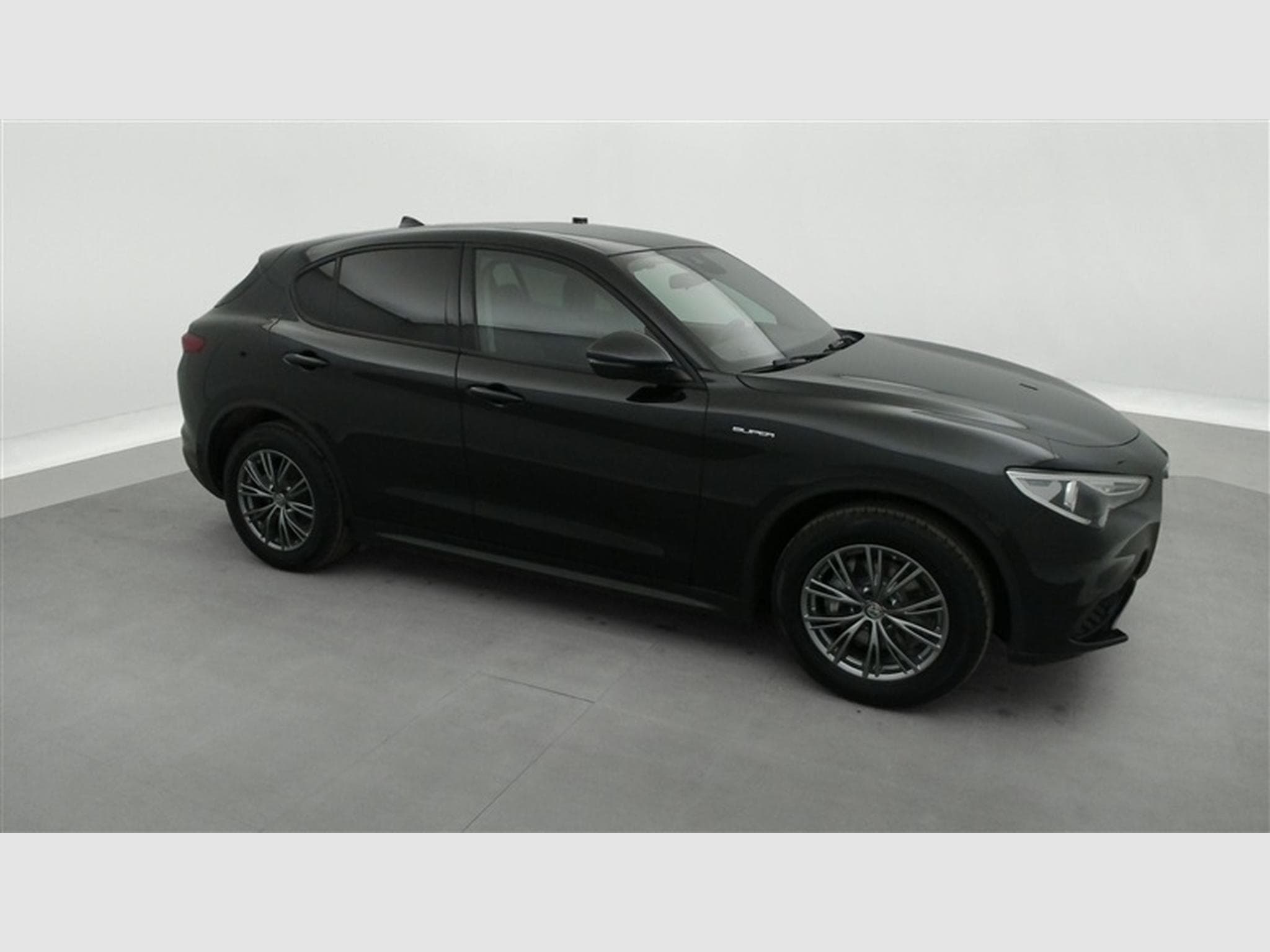 Alfa-Romeo Stelvio 2.2 MJD Sprint NAVI/FULL LED/JA/PDC (2020) - Photo 24