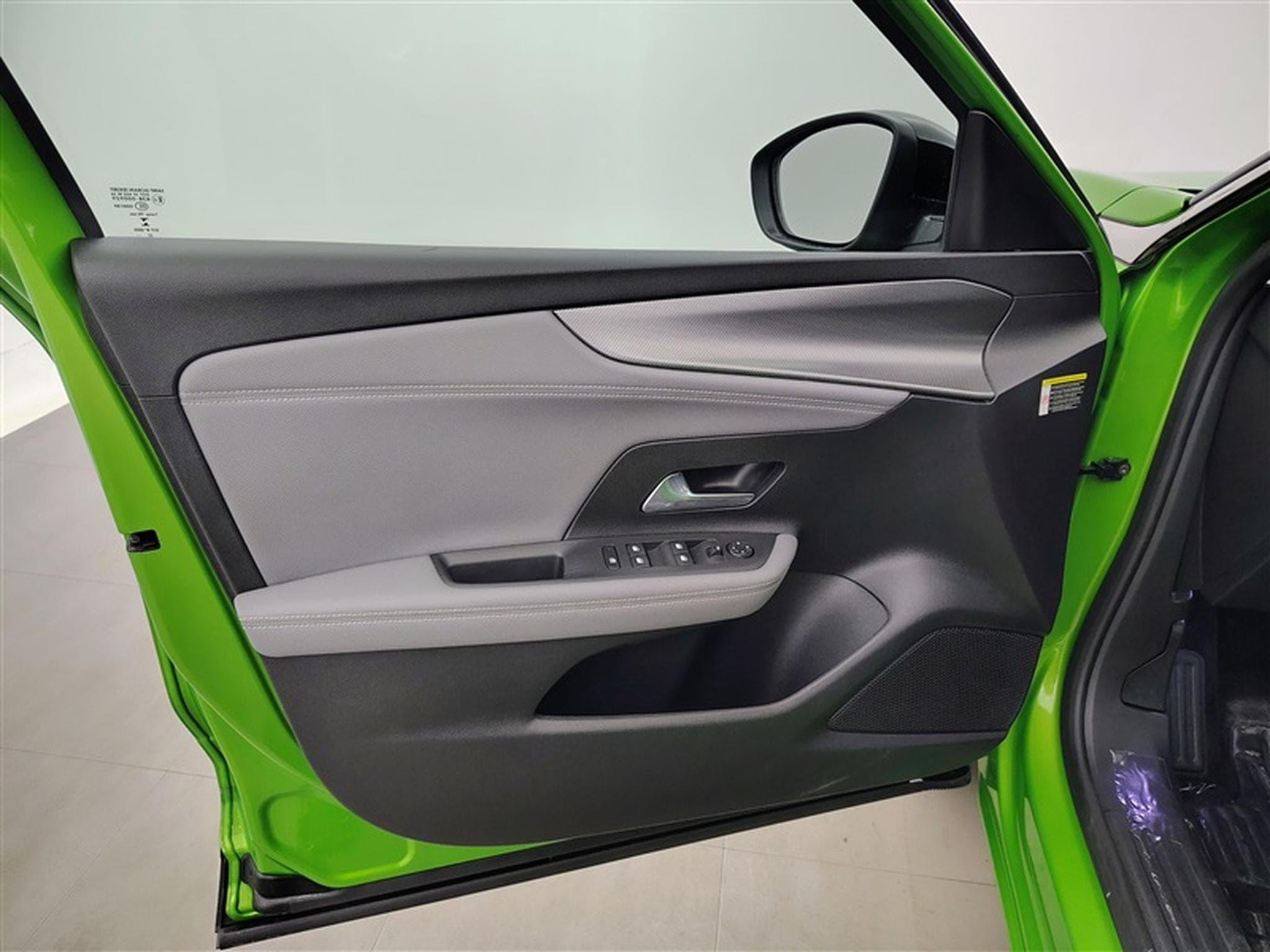 Opel Mokka 1.2 Turbo Elegance S/S (EU6.4) (2023) - Photo 17