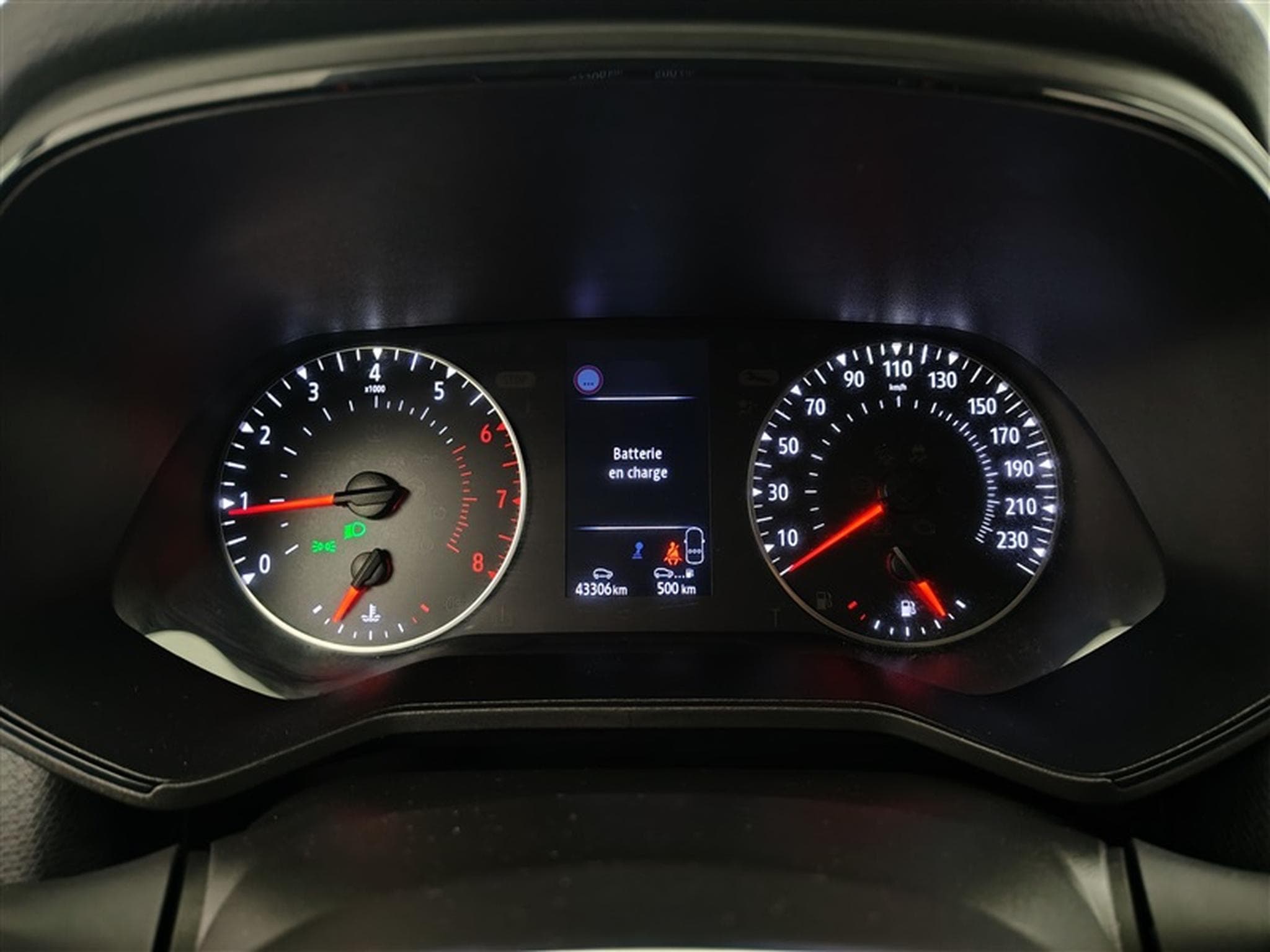 Renault Clio 1.0i SCe Corporate NAVI / CLIM / FULL LED (2022) - Photo 10