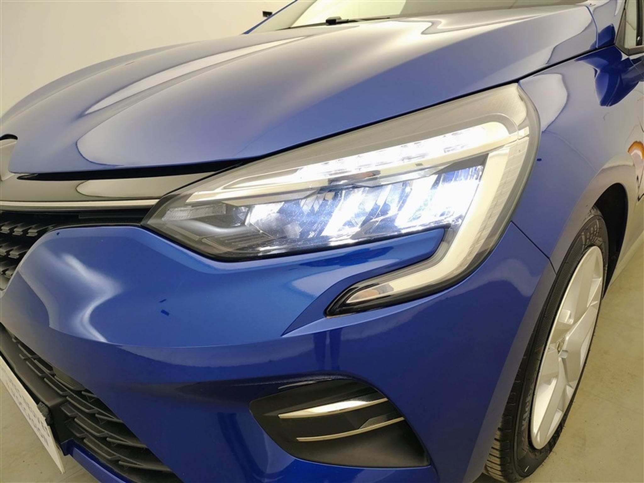 Renault Clio 1.0i SCe Corporate NAVI / CLIM / FULL LED (2022) - Photo 15