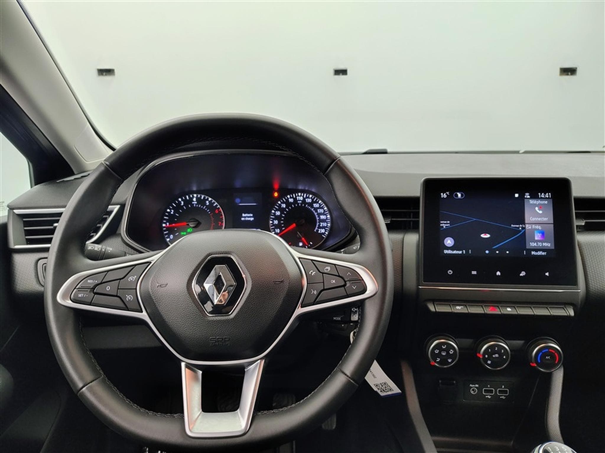 Renault Clio 1.0i SCe Corporate NAVI / CLIM / FULL LED (2022) - Photo 9