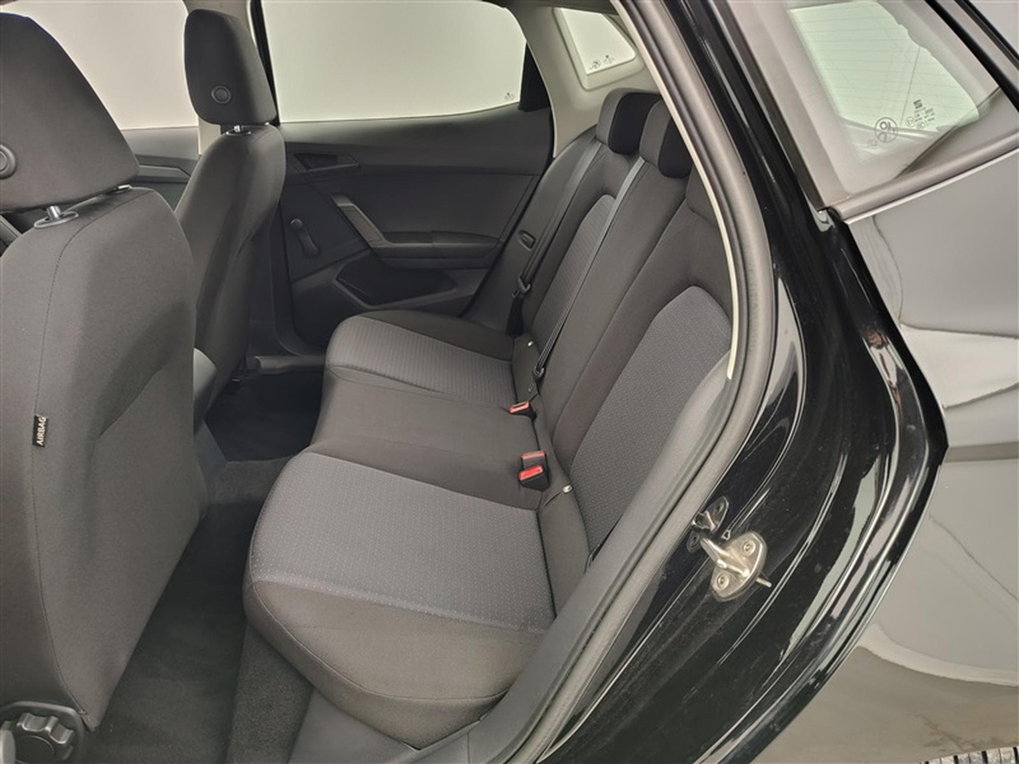 Seat Ibiza 1.0 TSI Style Led / Carplay / PDC (2024) - Foto 13