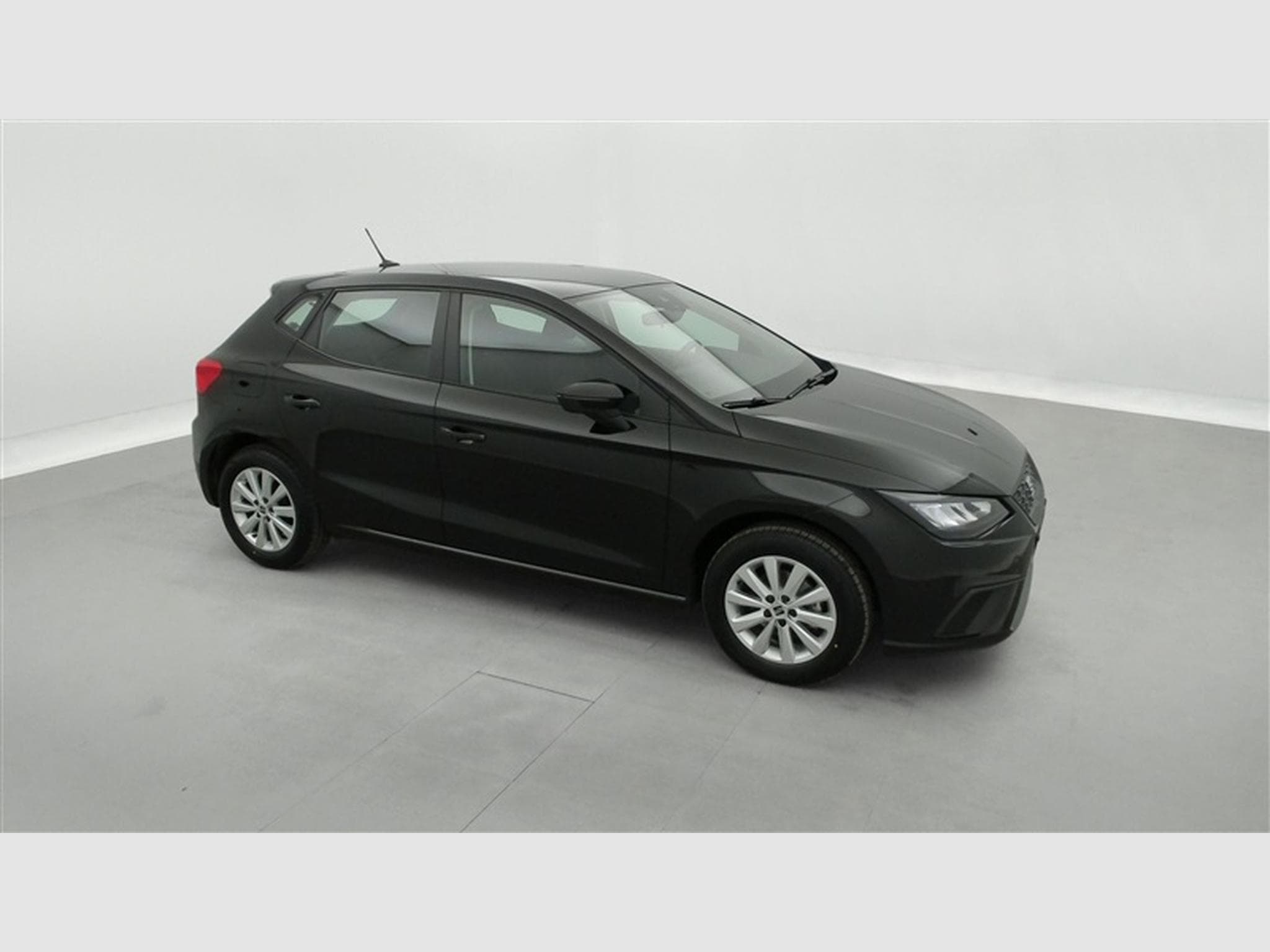 Seat Ibiza 1.0 TSI Style Led / Carplay / PDC (2024) - Foto 22