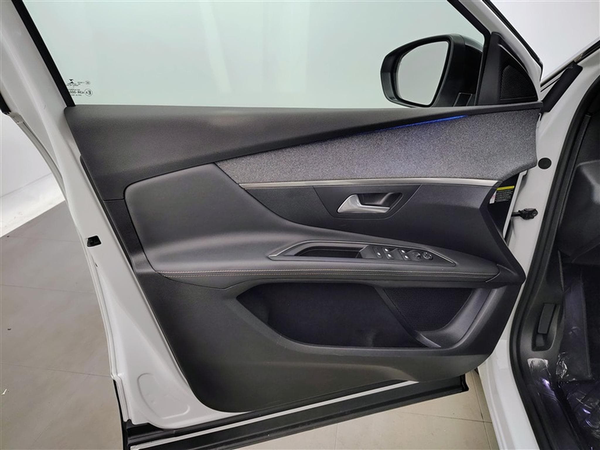 Peugeot 3008 1.2 PureTech GT Line (EU6.3) (2020) - Foto 15