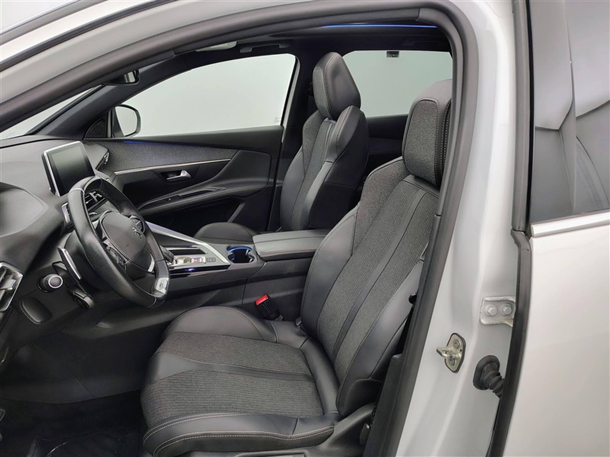 Peugeot 3008 1.2 PureTech GT Line (EU6.3) (2020) - Foto 7