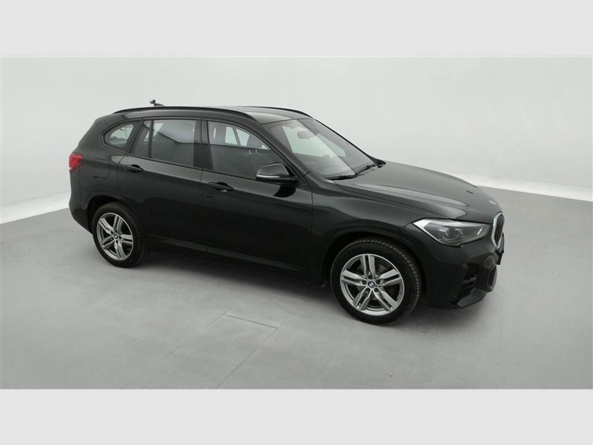 BMW X1 1.5iA sDrive18 Pack M S-CUIR / NAVI / FULL LED (2020) - Foto 23