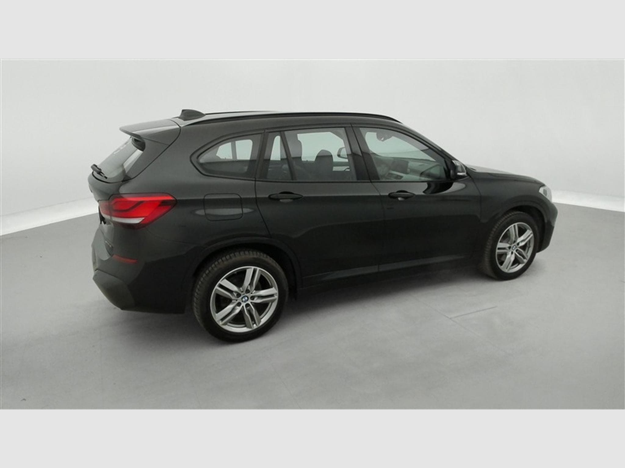 BMW X1 1.5iA sDrive18 Pack M S-CUIR / NAVI / FULL LED (2020) - Foto 25
