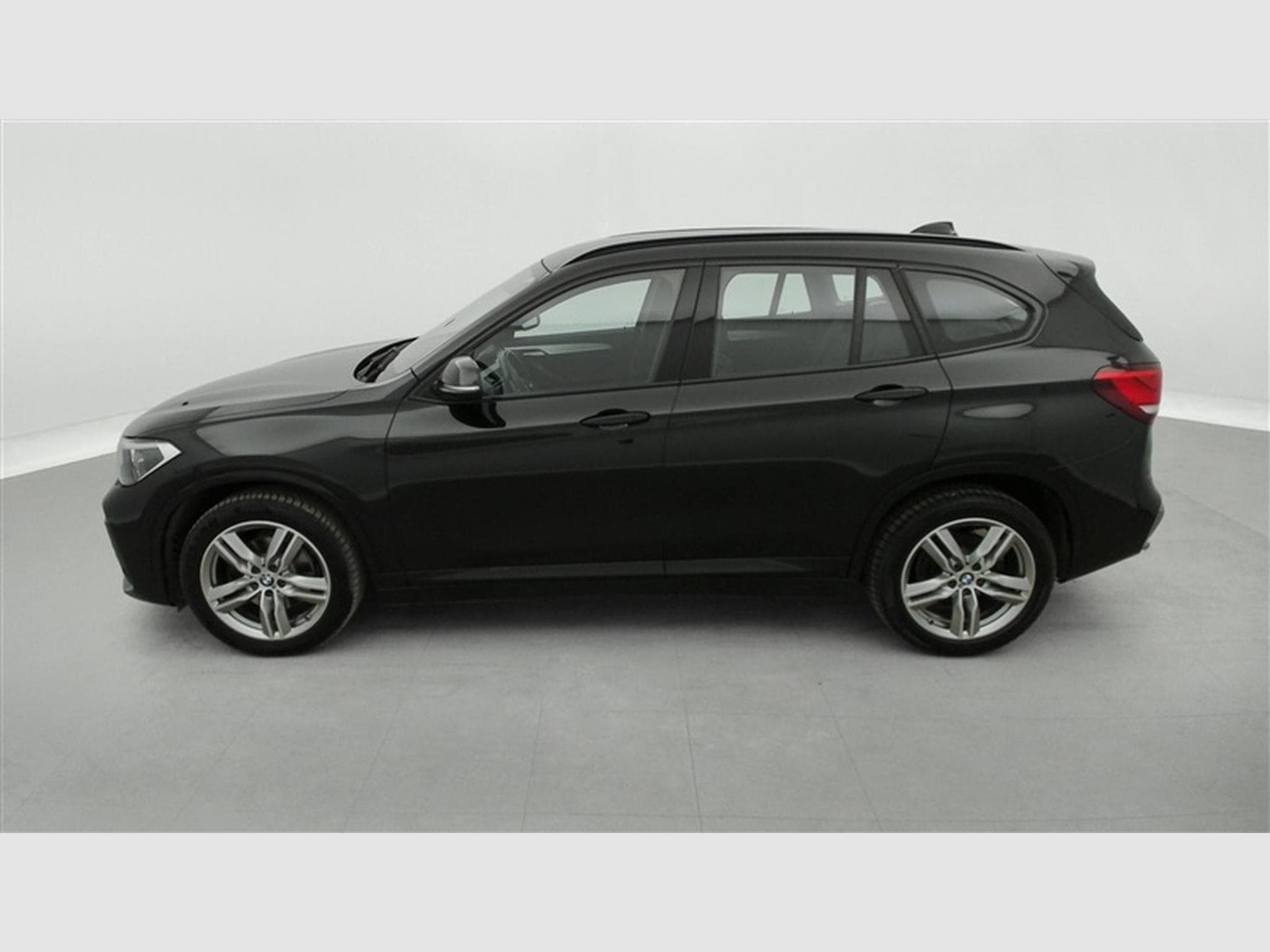 BMW X1 1.5iA sDrive18 Pack M S-CUIR / NAVI / FULL LED (2020) - Foto 3