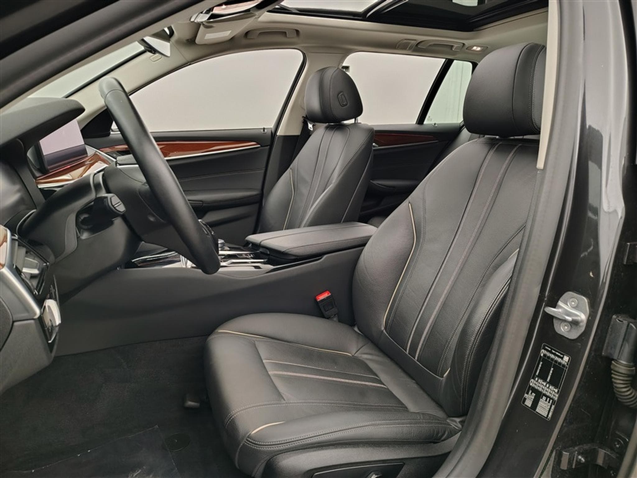 BMW 520 Touring 520 dA MHEV/CUIR/NAVI/TO PANO/FULL LED/JA17 (2021) - Foto 7