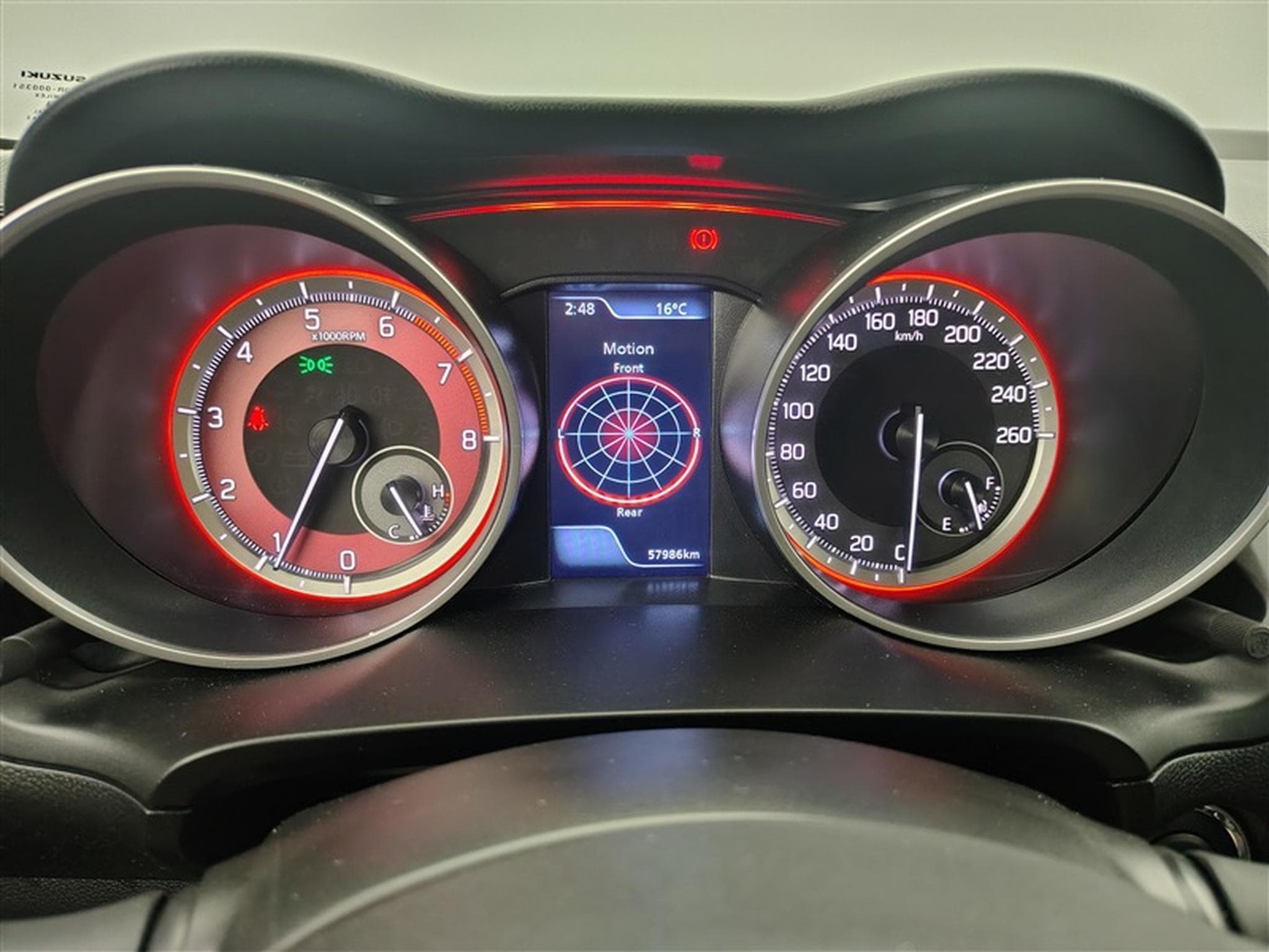 Suzuki Swift 1.4 Turbo 130cv Sport NAVI / FULL LED / CAMERA / JA 17" (2023) - Photo 10