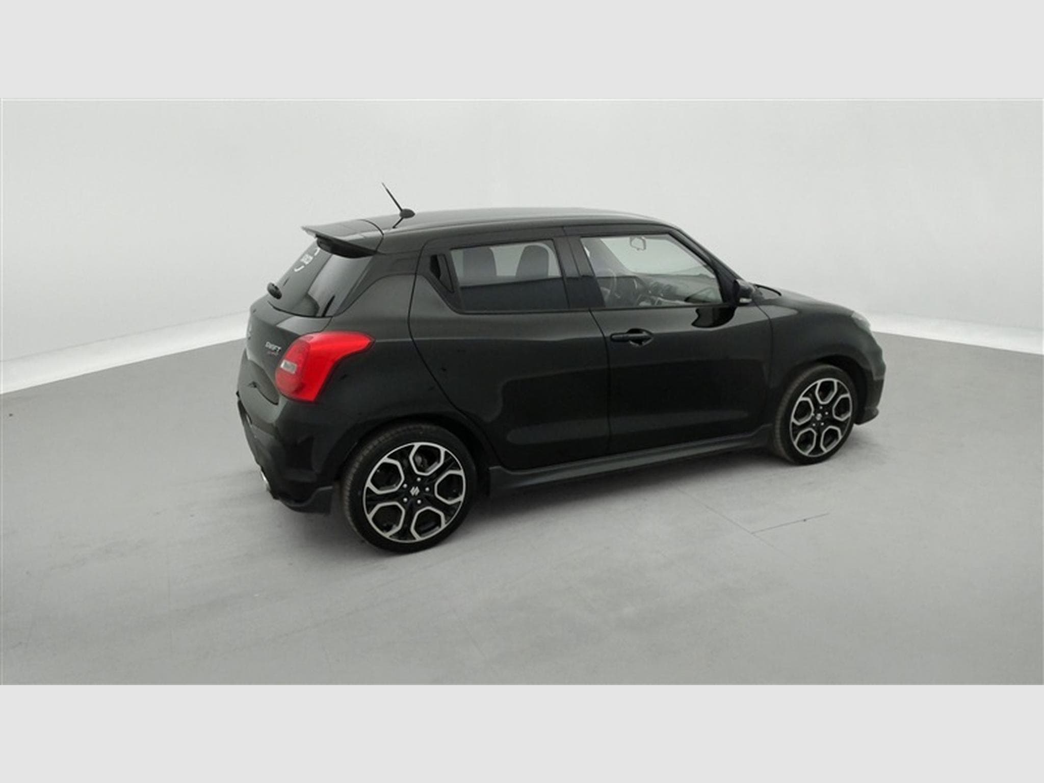 Suzuki Swift 1.4 Turbo 130cv Sport NAVI / FULL LED / CAMERA / JA 17" (2023) - Photo 25