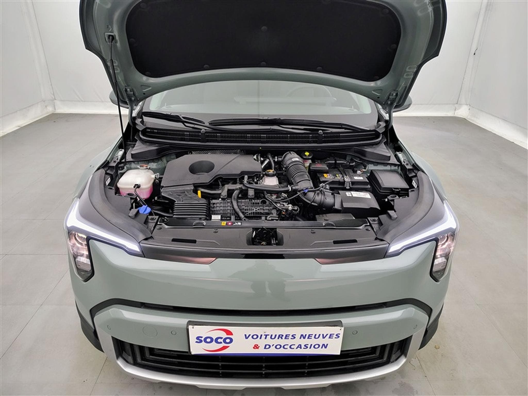 Kia Stonic 1.0 T-GDi 100cv Gold NAVI / CAMERA / CARPLAY (2026) - Photo 20