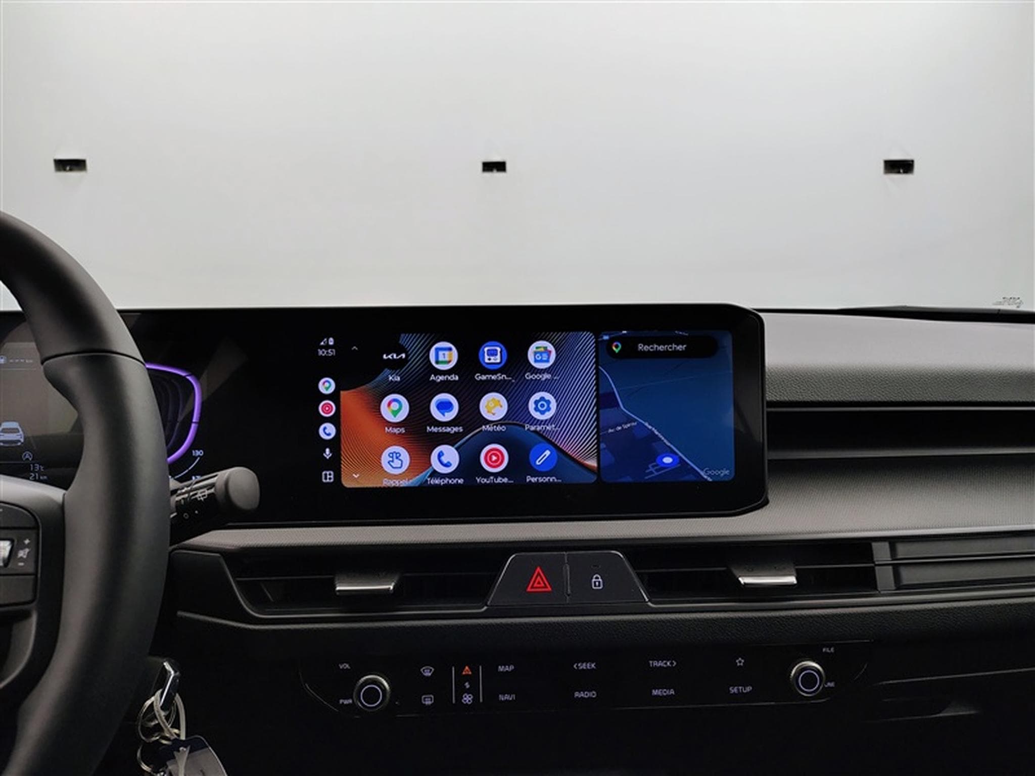 Kia Stonic 1.0 T-GDi 100cv Gold NAVI / CAMERA / CARPLAY (2026) - Photo 21