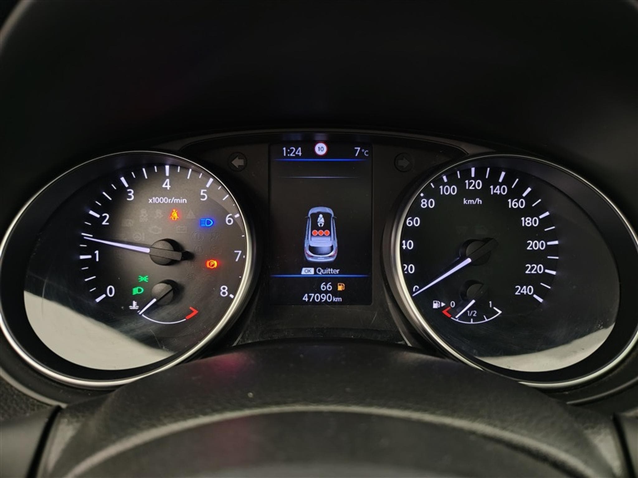 Nissan Qashqai 1.3 DIG-T N-Connecta°NAV°CARPLAY°CAM°T.PANO°PDC AV-AR (2019) - Photo 10