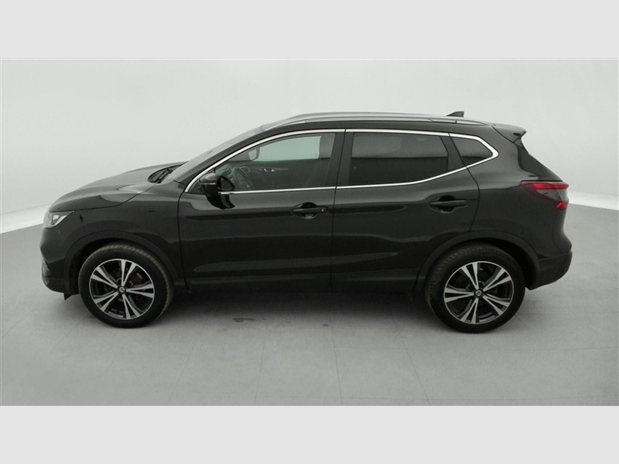 Nissan Qashqai 1.3 DIG-T N-Connecta°NAV°CARPLAY°CAM°T.PANO°PDC AV-AR (2019) - Photo 3