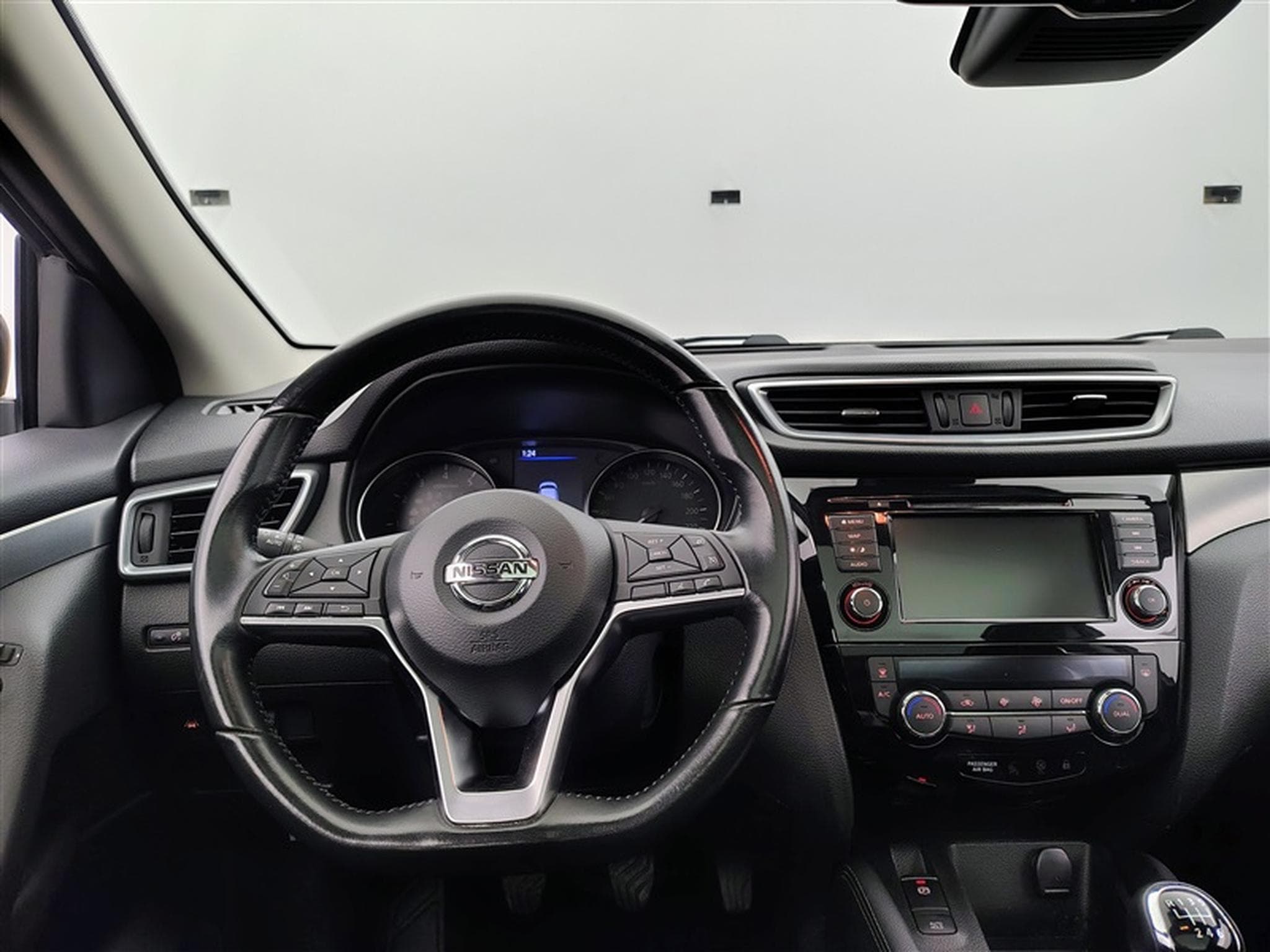 Nissan Qashqai 1.3 DIG-T N-Connecta°NAV°CARPLAY°CAM°T.PANO°PDC AV-AR (2019) - Photo 9