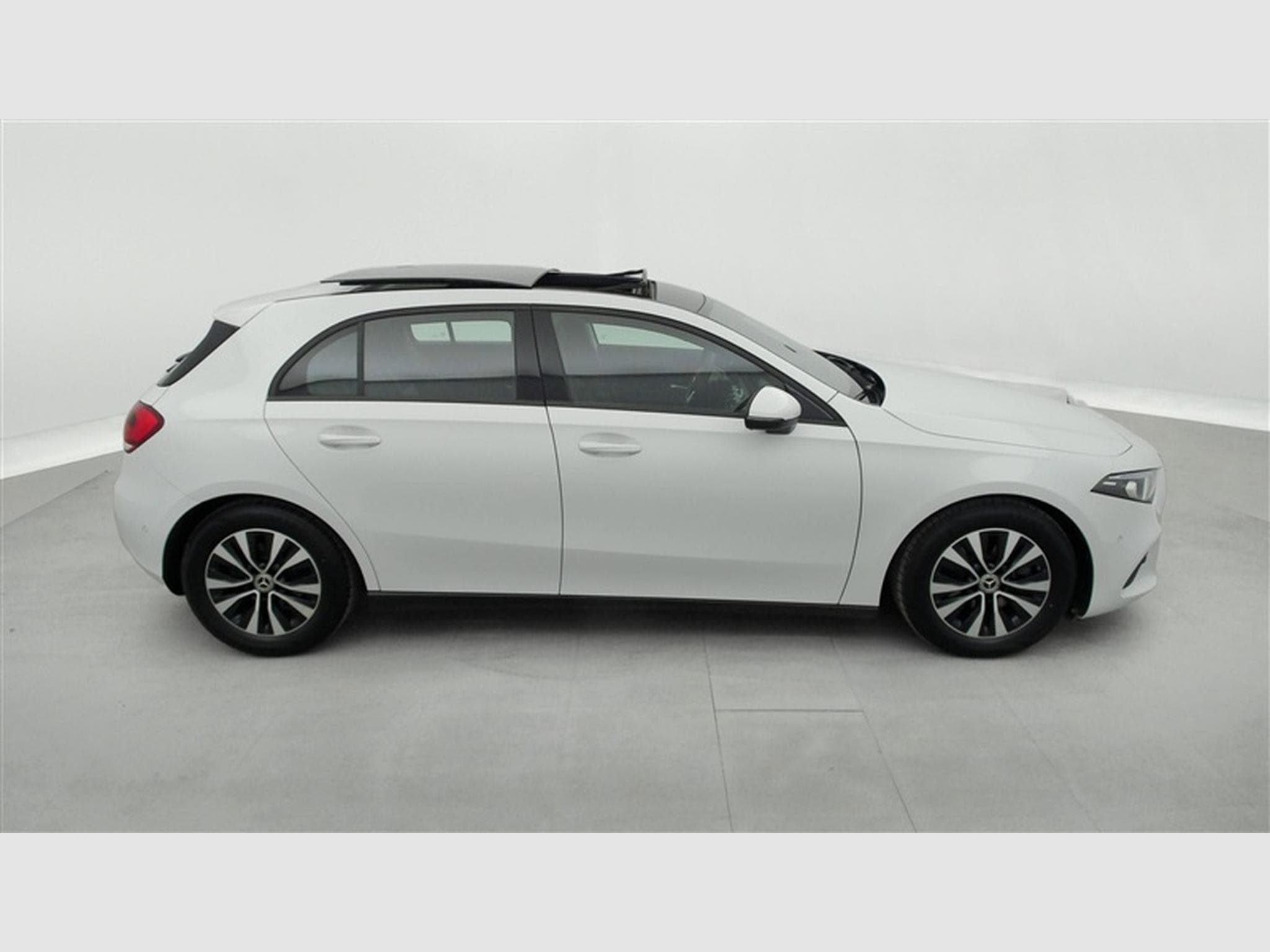 Mercedes A 200 A 200d Business Solution NAVI/TO PANO/FULL LED/JA/PDC AV AR (2021) - Photo 25