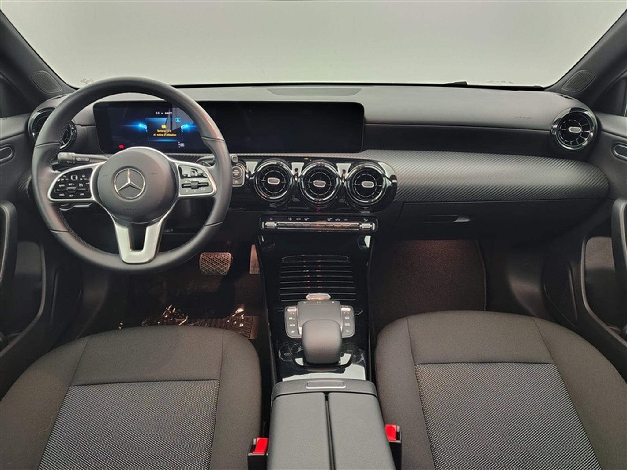 Mercedes A 200 A 200d Business Solution NAVI/TO PANO/FULL LED/JA/PDC AV AR (2021) - Photo 8