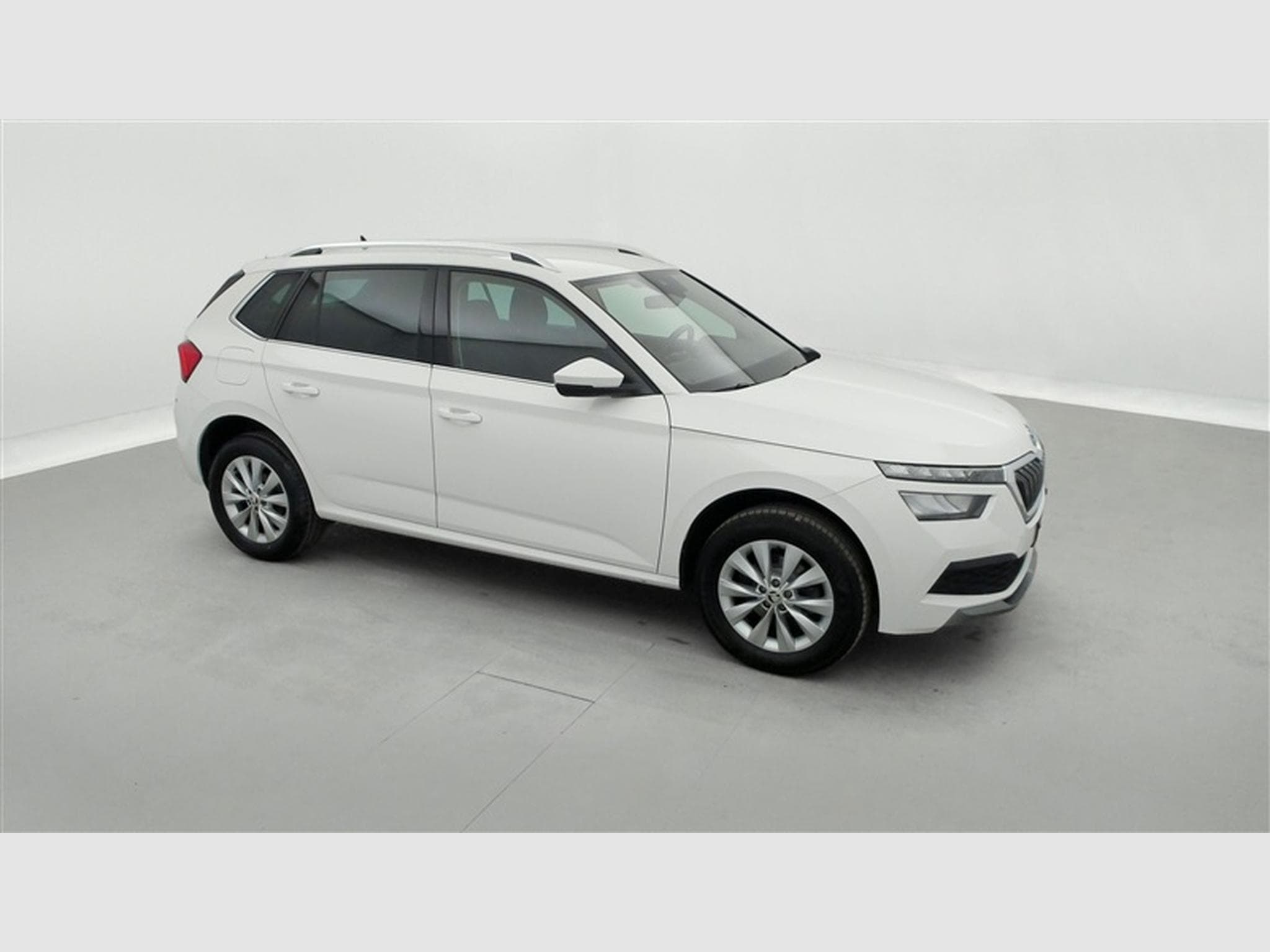 Skoda Kamiq 1.0 TSI Ambition CARPLAY / FULL LED / CAMERA / JA 16" (2022) - Photo 23