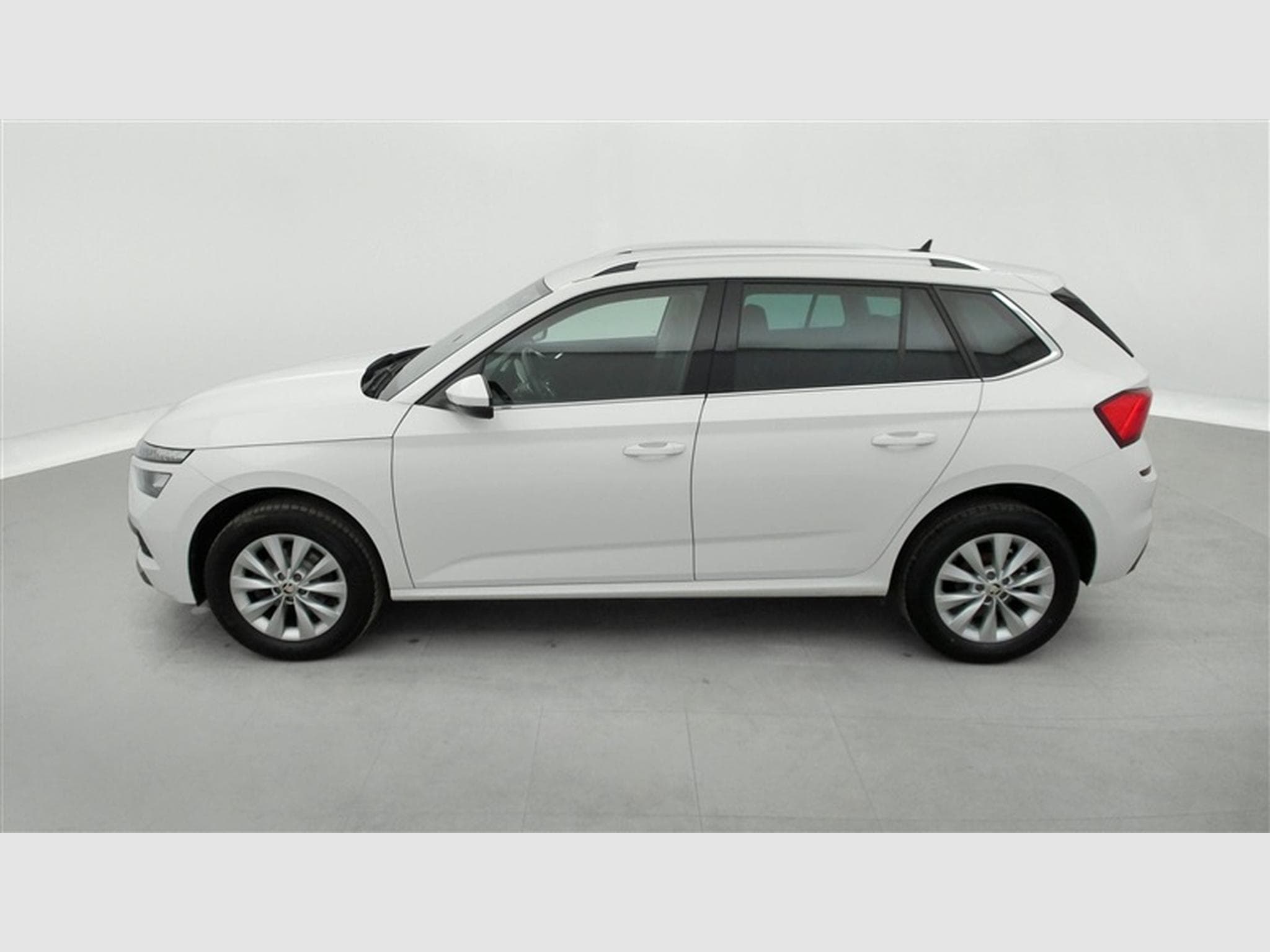 Skoda Kamiq 1.0 TSI Ambition CARPLAY / FULL LED / CAMERA / JA 16" (2022) - Photo 3