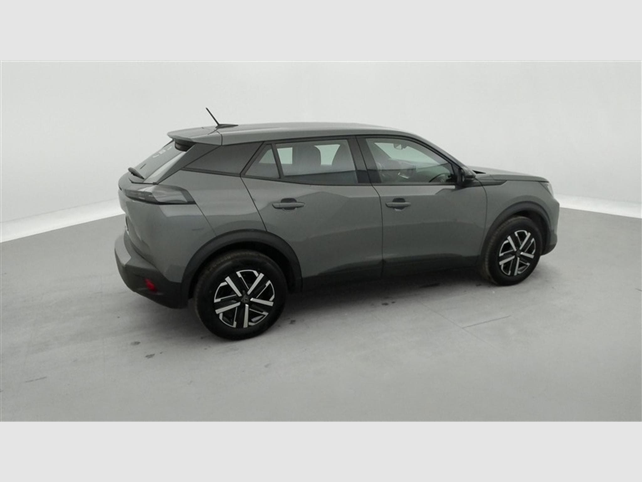 Peugeot 2008 1.2 PureTech 100Cv Active CARPLAY / PDC (2023) - Photo 24