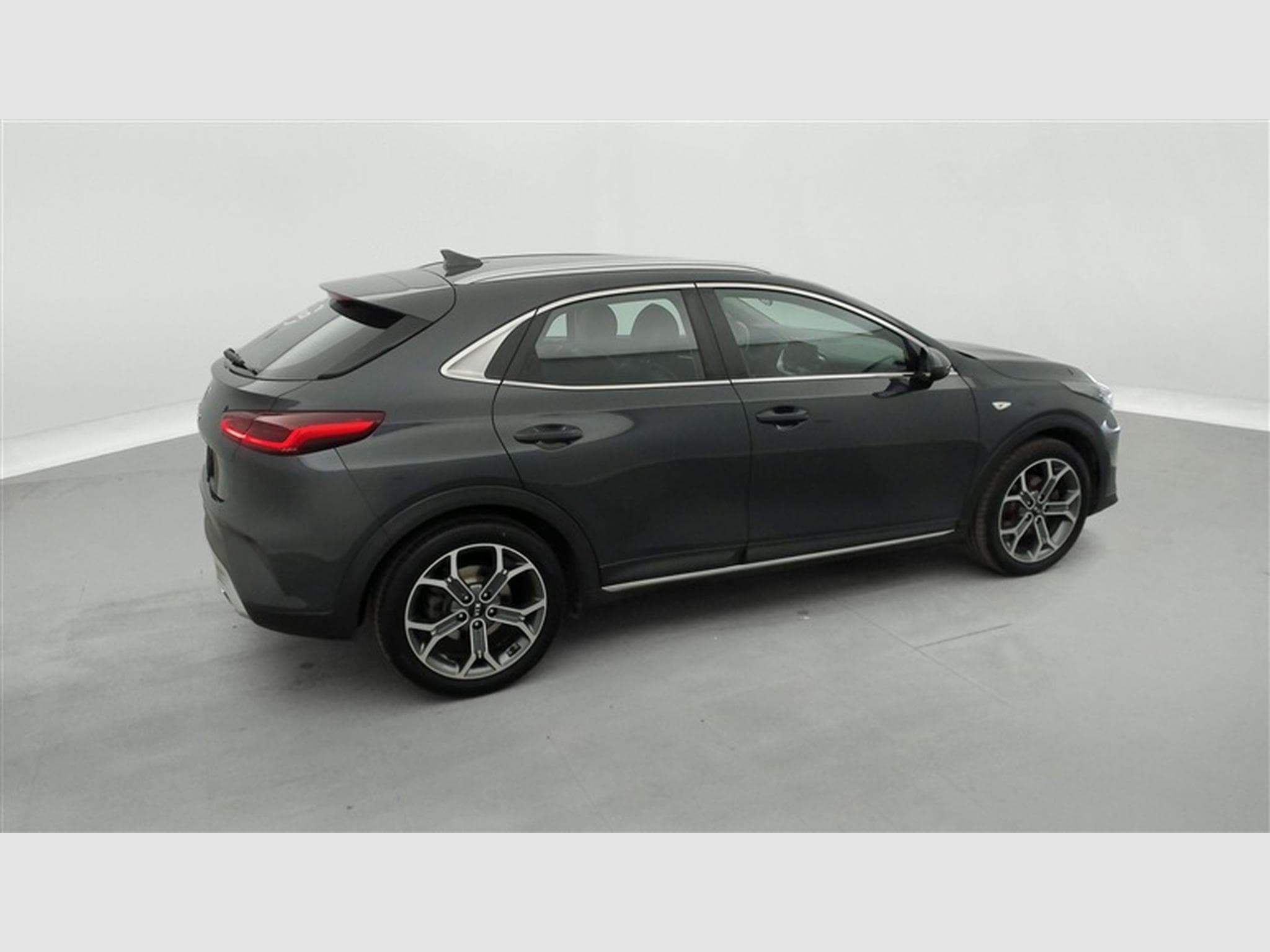 Kia XCeed 1.0 T-GDi Pure ISG (2021) - Photo 25