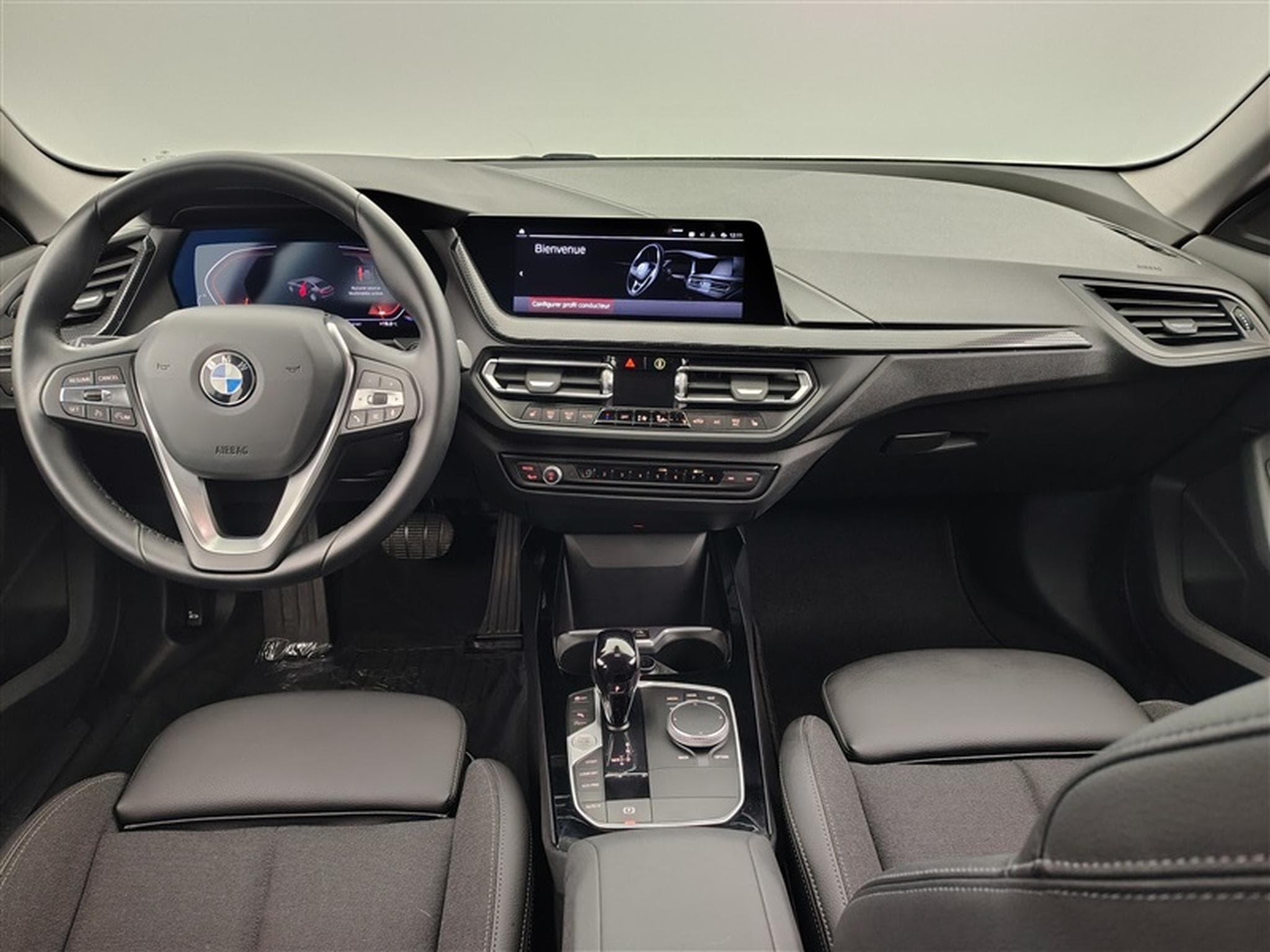 BMW 218 218iA GranCoupé Sportline NAVI / FULL LED / S-CUIR (2023) - Photo 8