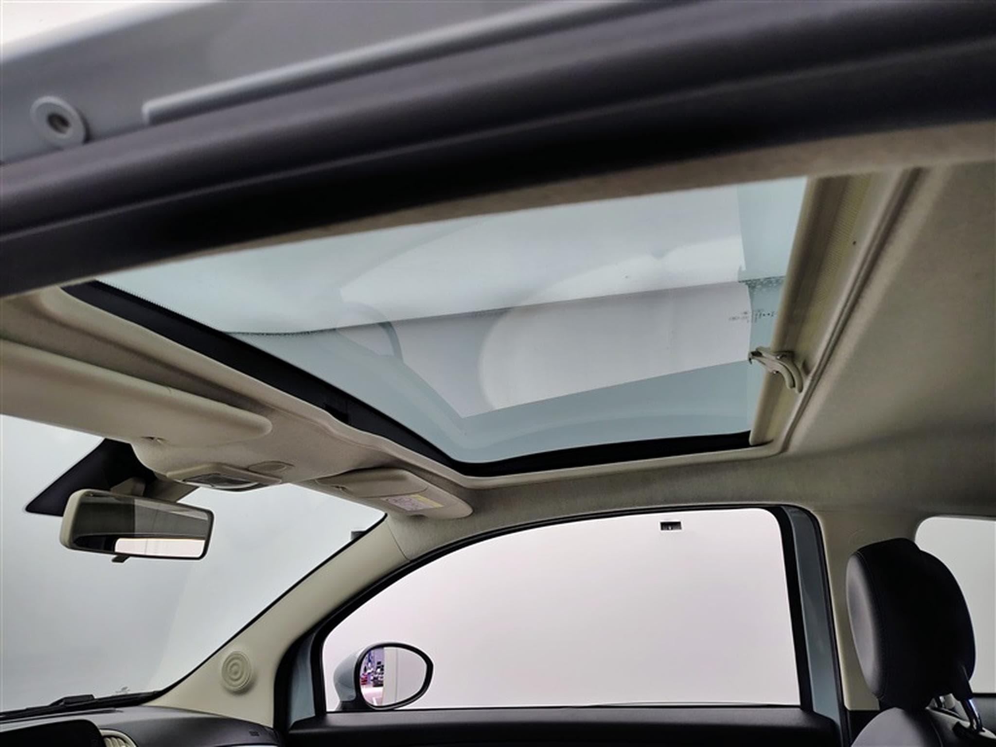 Fiat 500 1.0i MHEV 70Cv Dolcevita CARPLAY / PANO / PDC / ALU (2022) - Photo 17