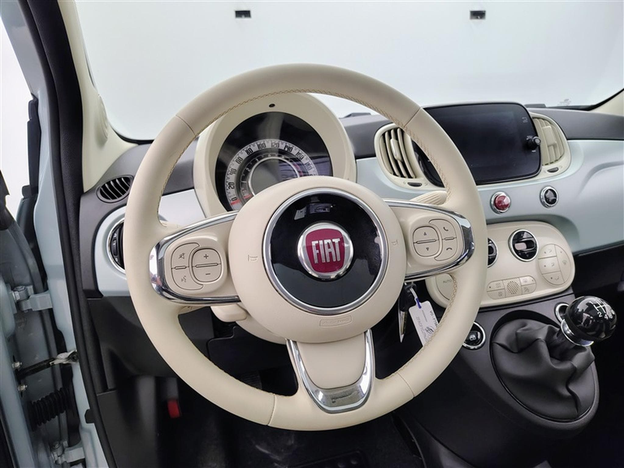 Fiat 500 1.0i MHEV 70Cv Dolcevita CARPLAY / PANO / PDC / ALU (2022) - Photo 9