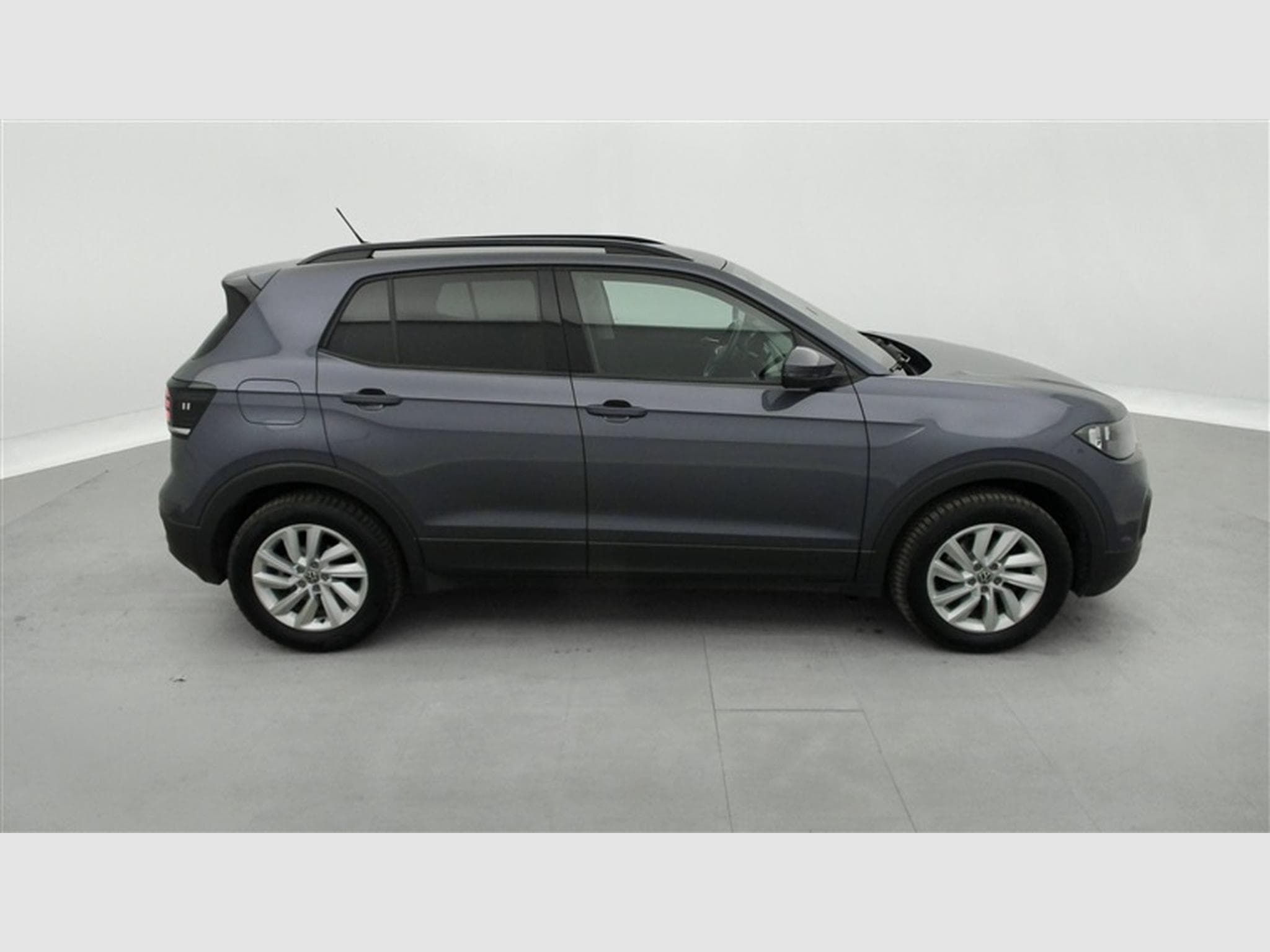 VW T-Cross 1.0 TSI 110cv DSG Life (2023) - Photo 23