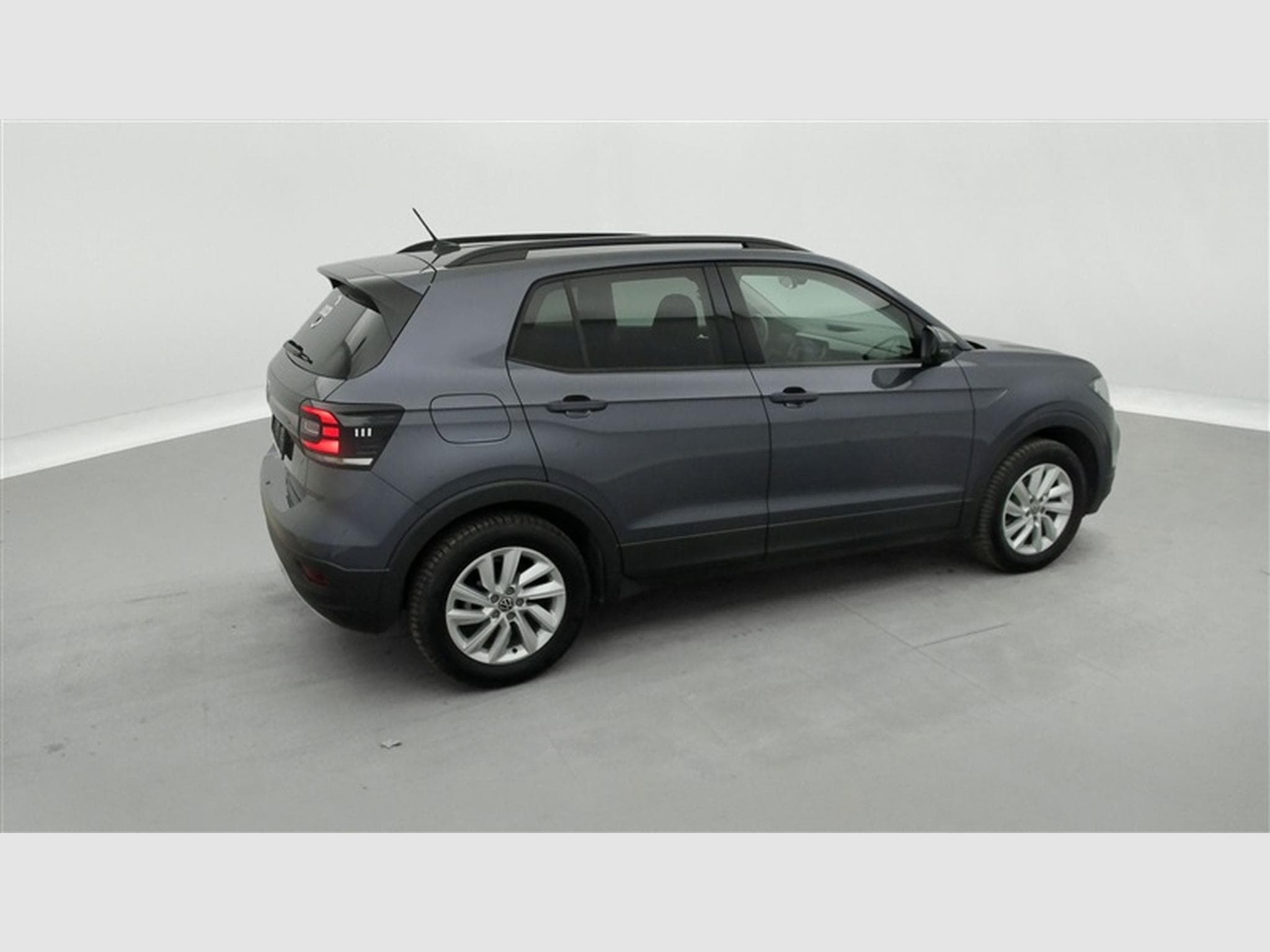 VW T-Cross 1.0 TSI 110cv DSG Life (2023) - Photo 24