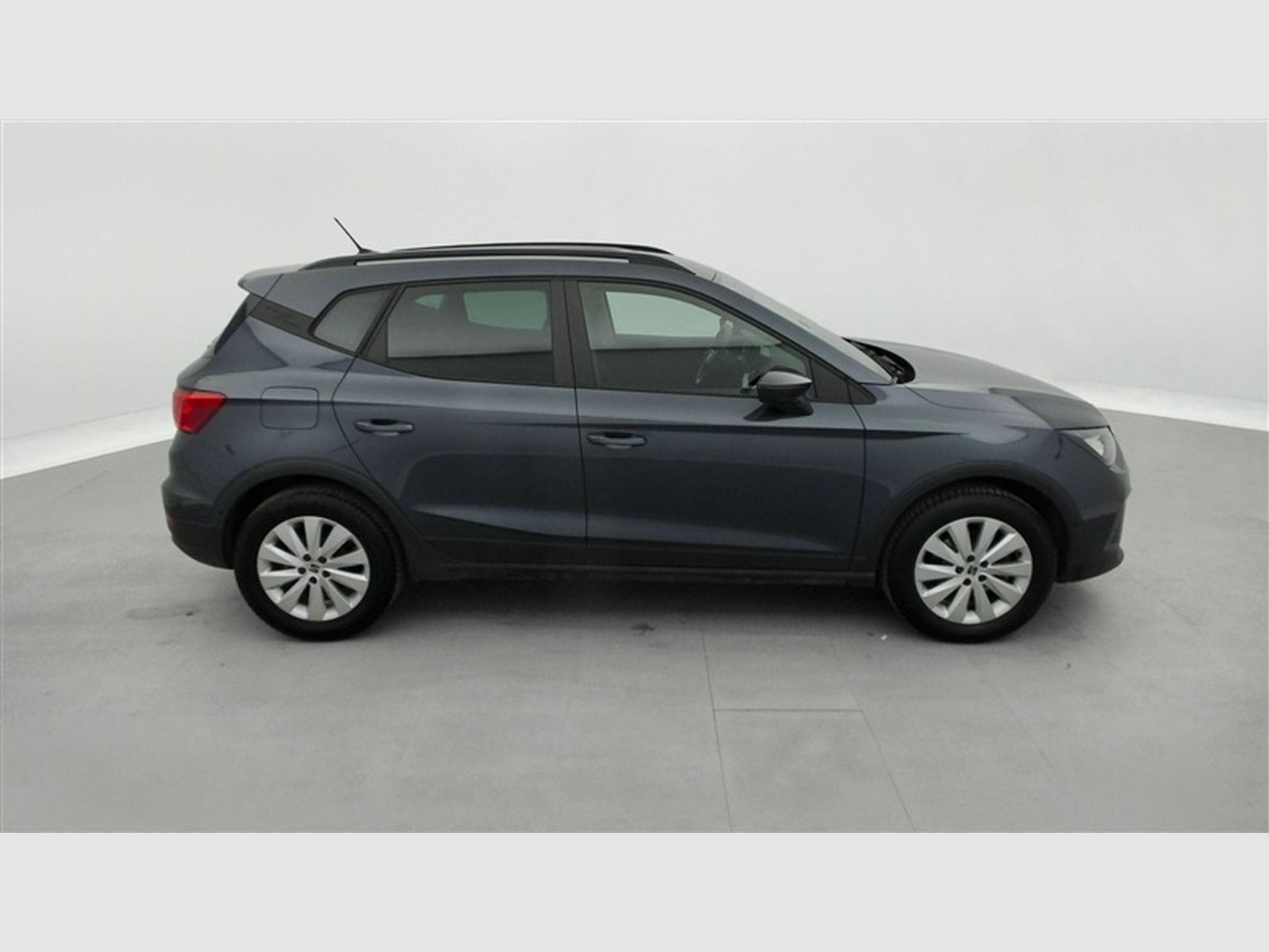 Seat Arona 1.0 TSI 40th Anniversary (2024) - Foto 23
