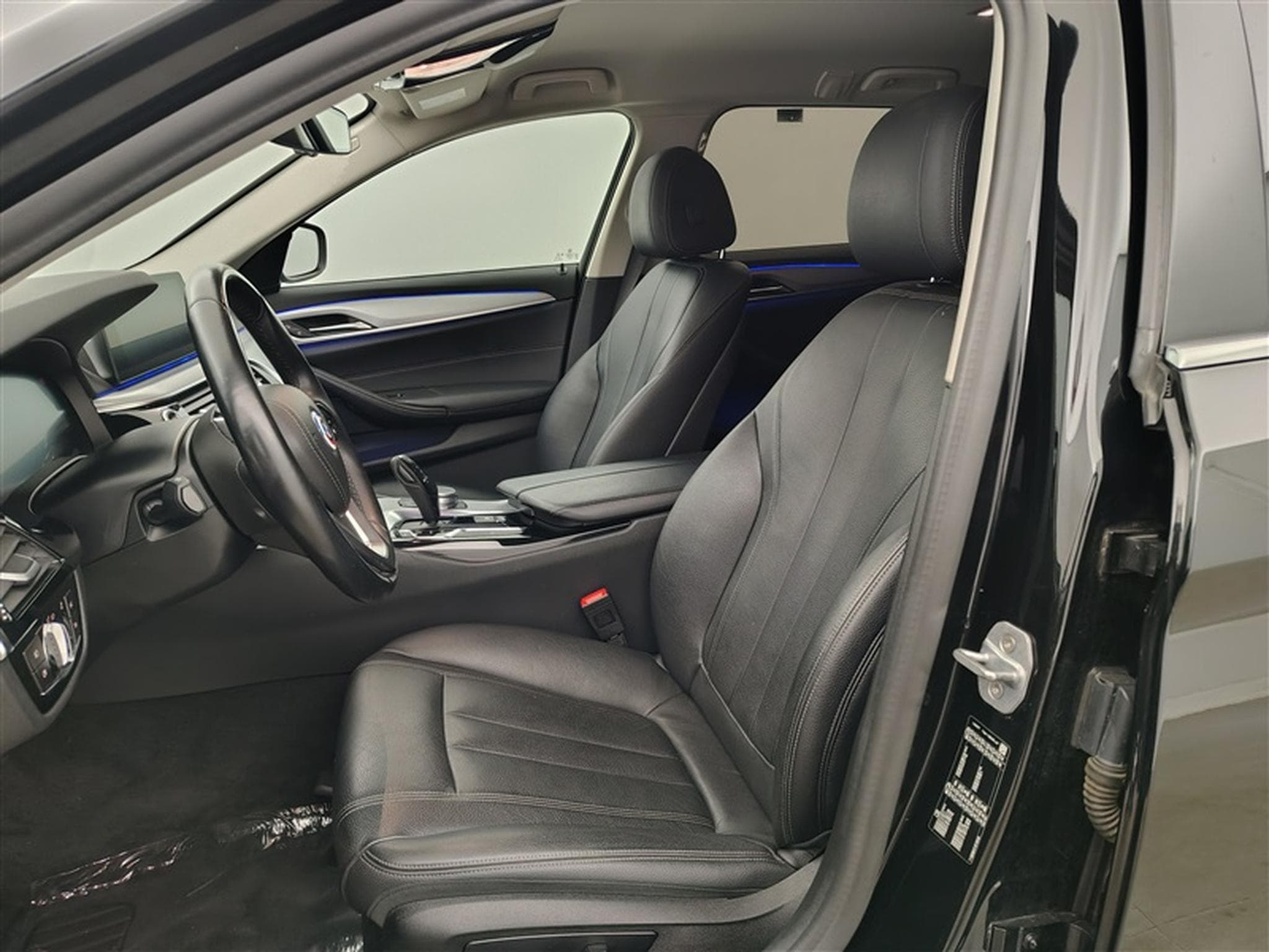 BMW 518 Touring 518 dA AdBlue (2019) - Foto 7