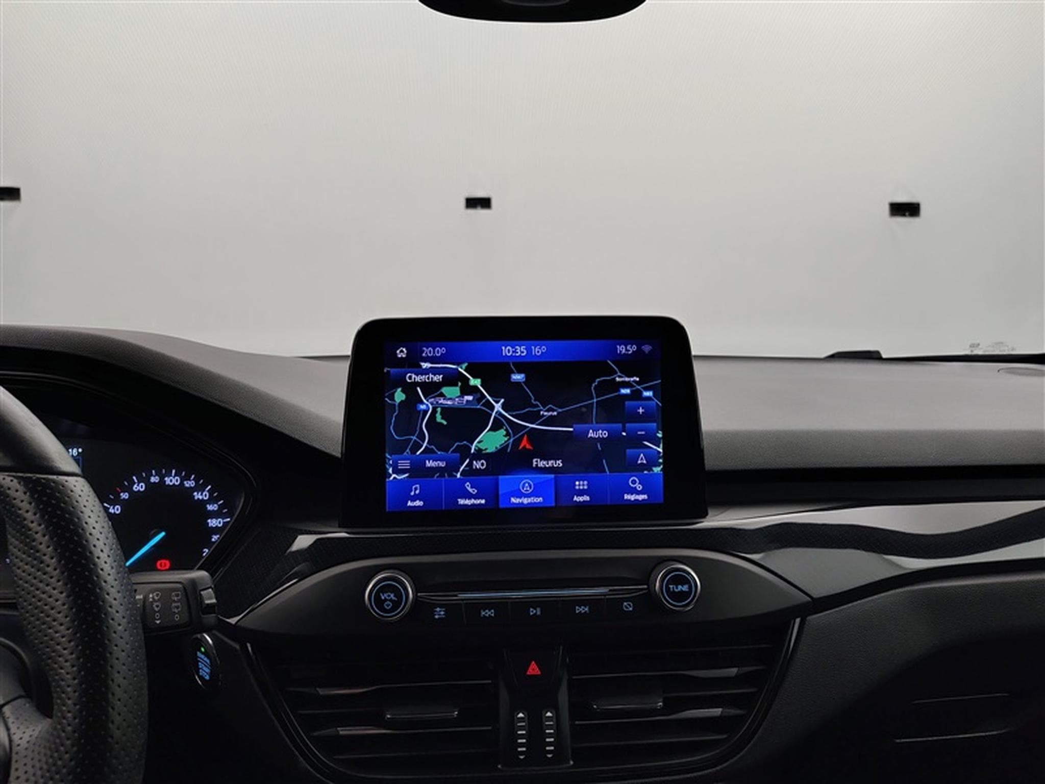 Ford Focus 1.0 EcoBoost MHEV ST-Line NAVI / CAMERA / KEYLESS / JA 17" (2021) - Foto 11