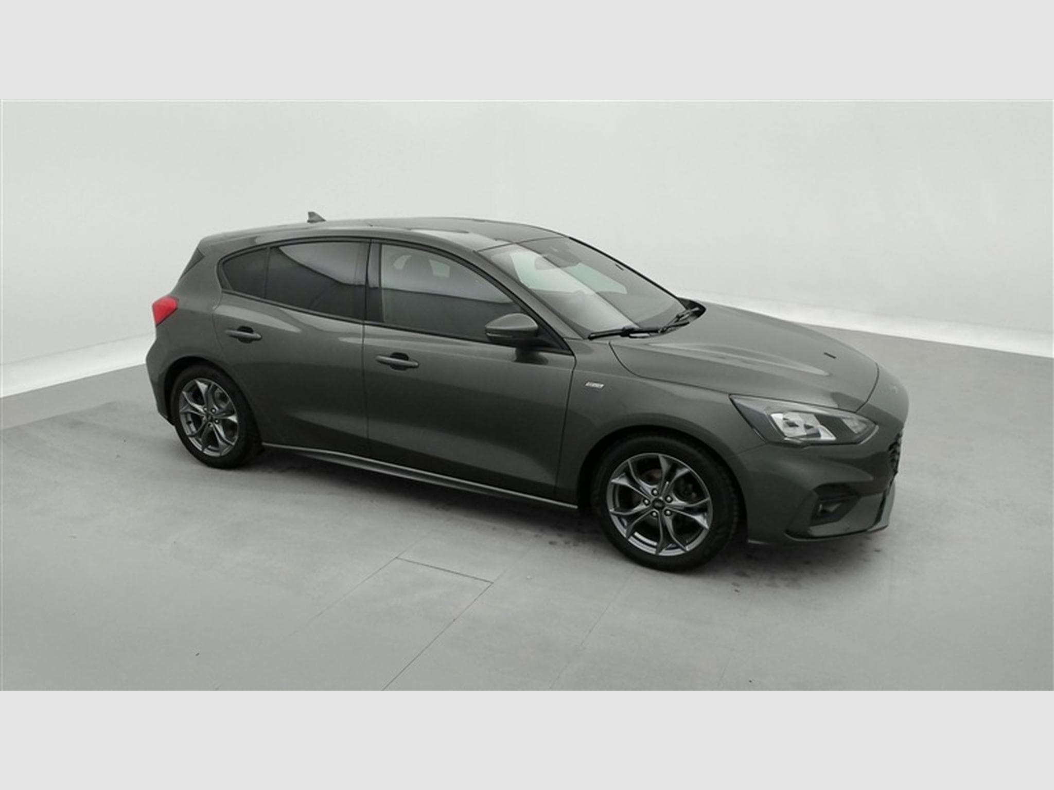 Ford Focus 1.0 EcoBoost MHEV ST-Line NAVI / CAMERA / KEYLESS / JA 17" (2021) - Foto 22