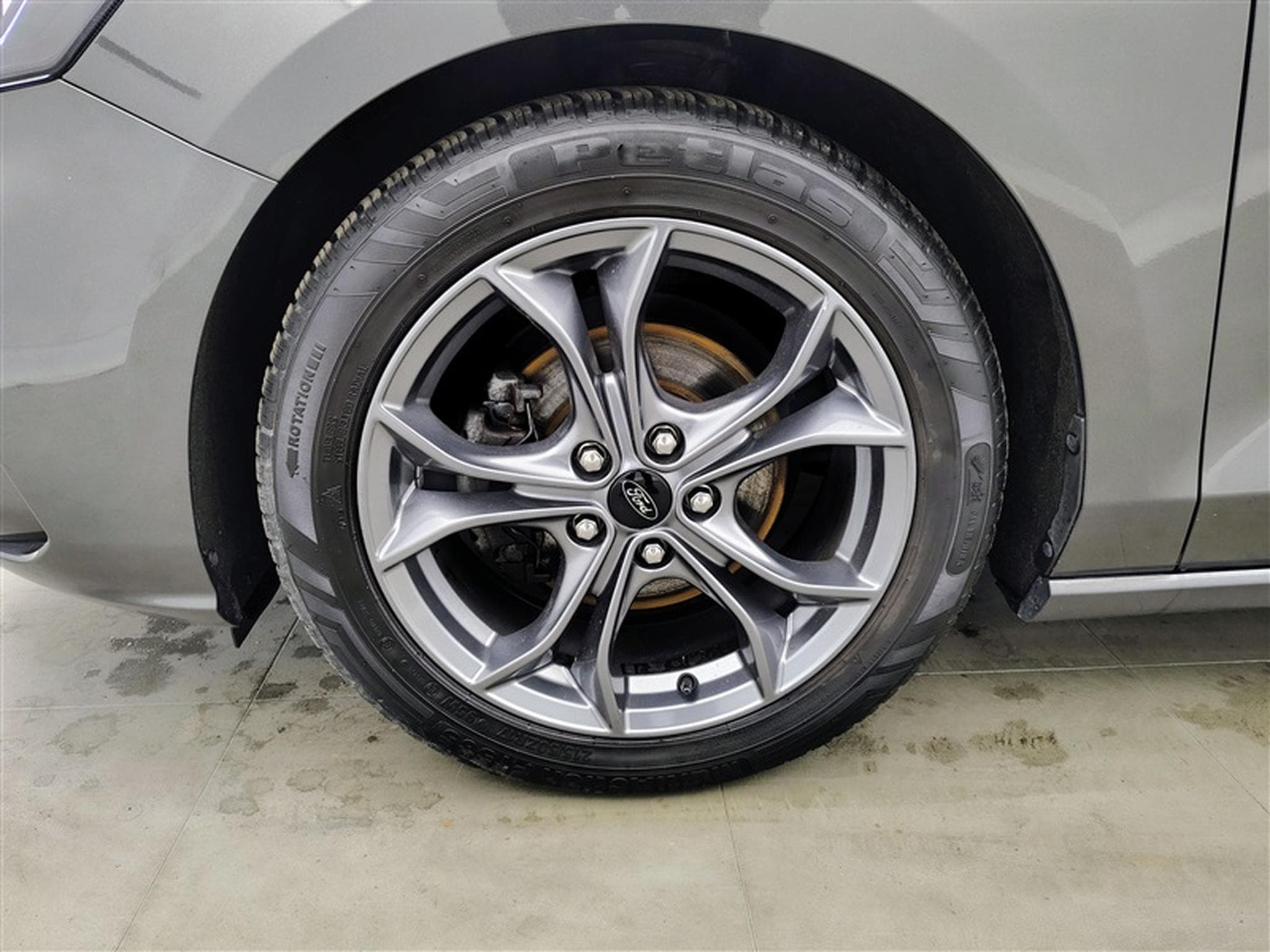 Ford Focus 1.0 EcoBoost MHEV ST-Line NAVI / CAMERA / KEYLESS / JA 17" (2021) - Foto 6