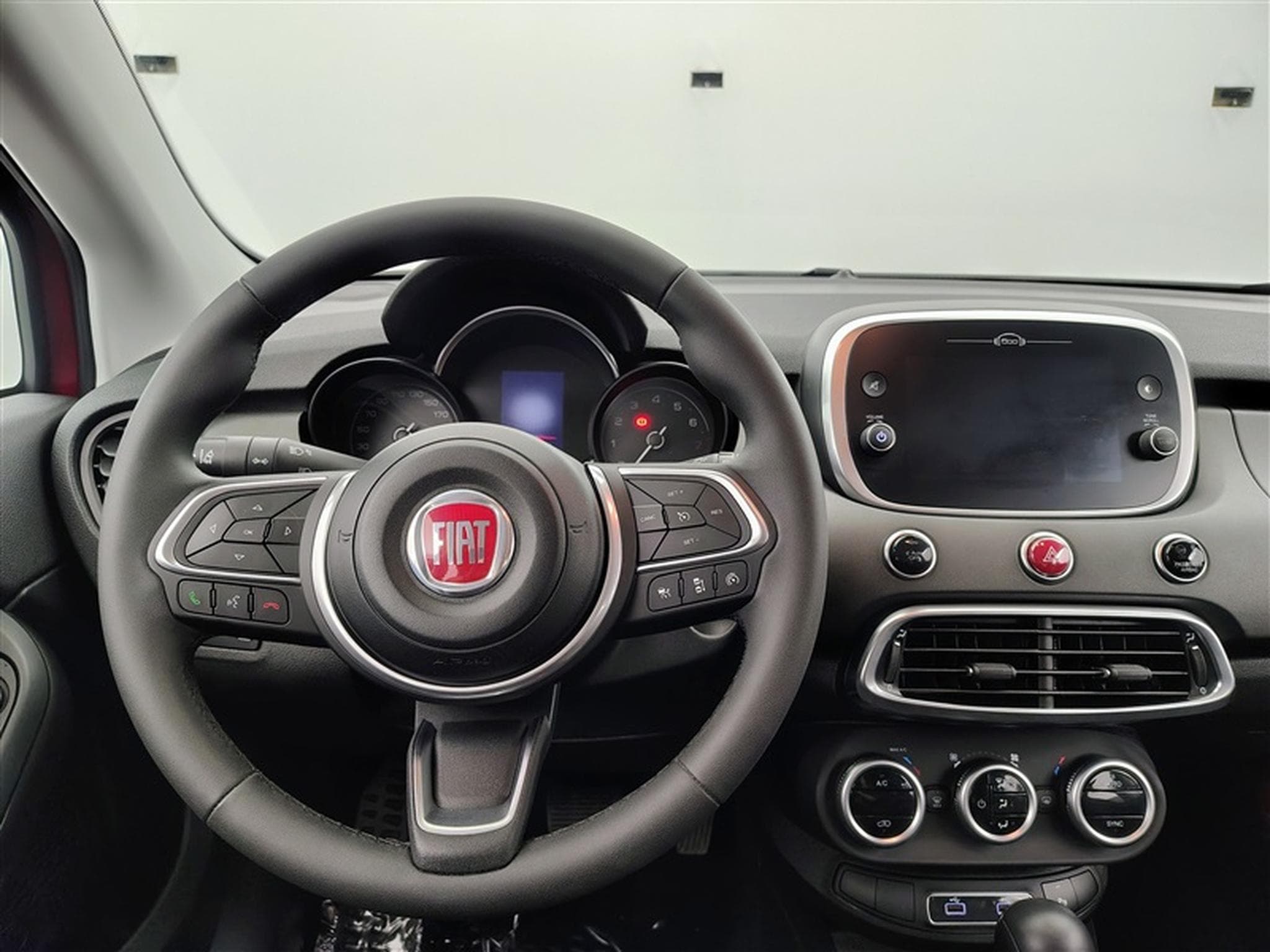 Fiat 500X 1.5 Hybrid DCT (2023) - Foto 8