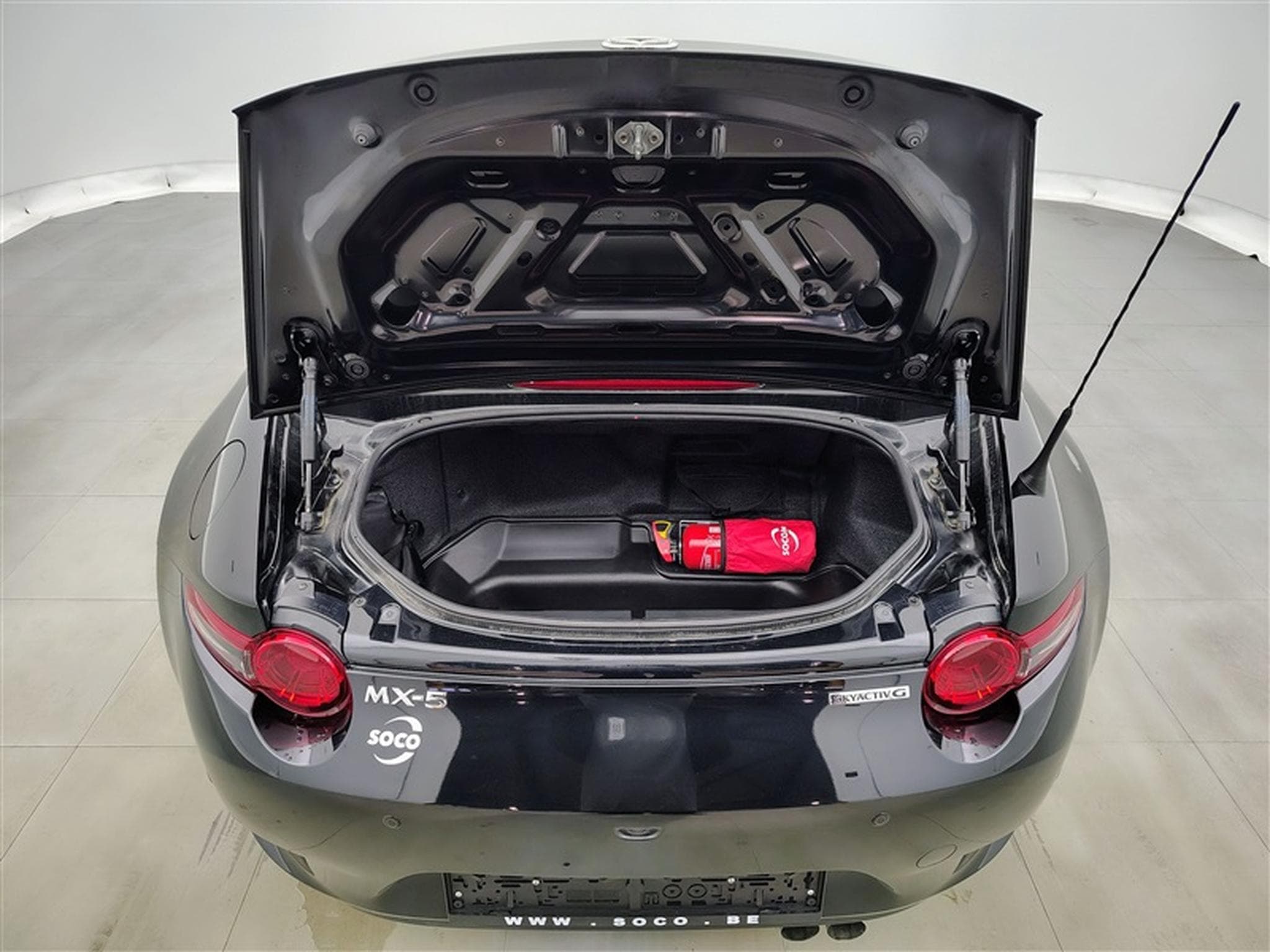 Mazda MX-5 2.0i Skyactiv-G Kazari Cabrio*NAV/F.LED/CUIR/CAM/BOSE HIFI* (2022) - Foto 13