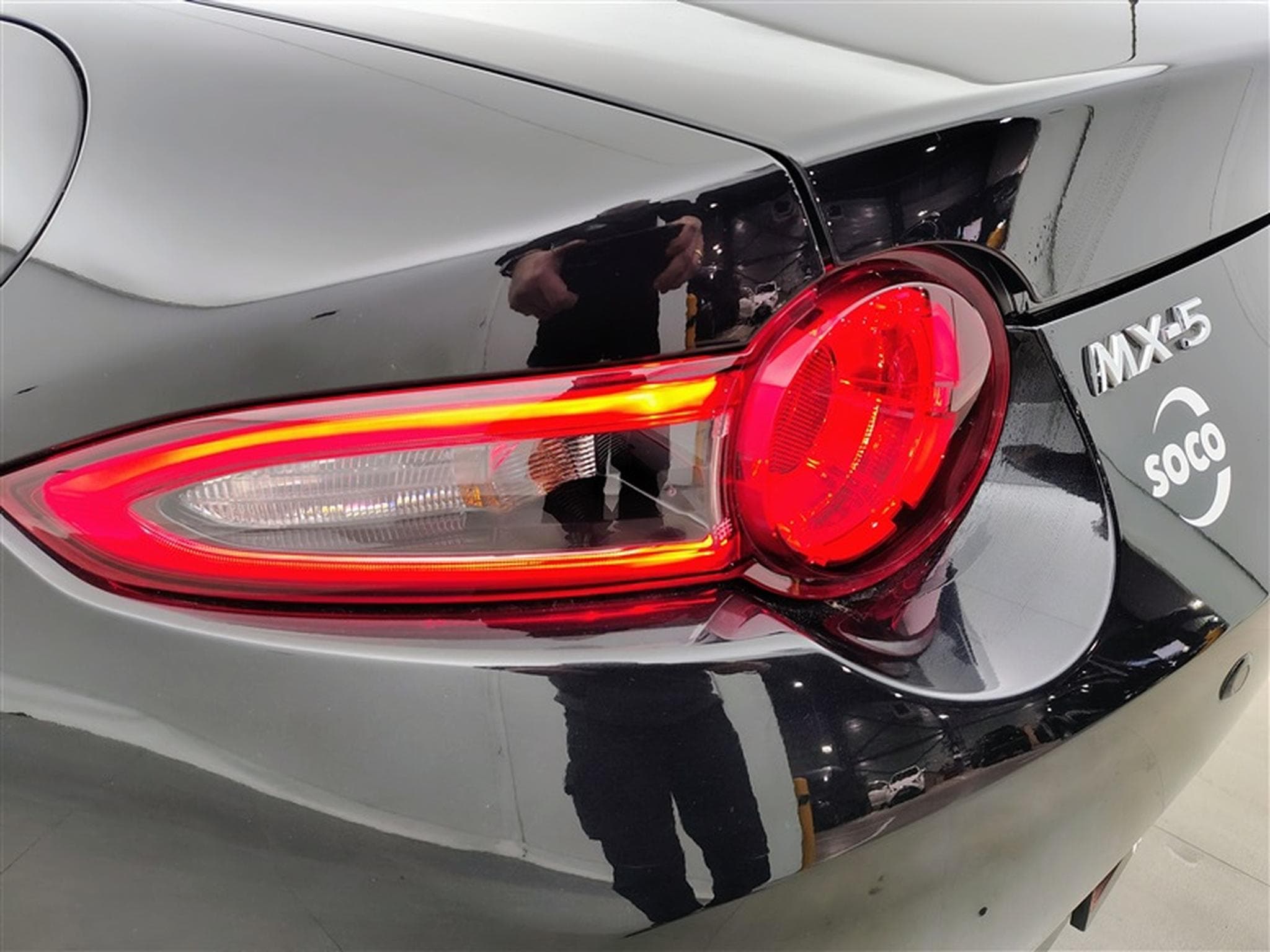 Mazda MX-5 2.0i Skyactiv-G Kazari Cabrio*NAV/F.LED/CUIR/CAM/BOSE HIFI* (2022) - Foto 15