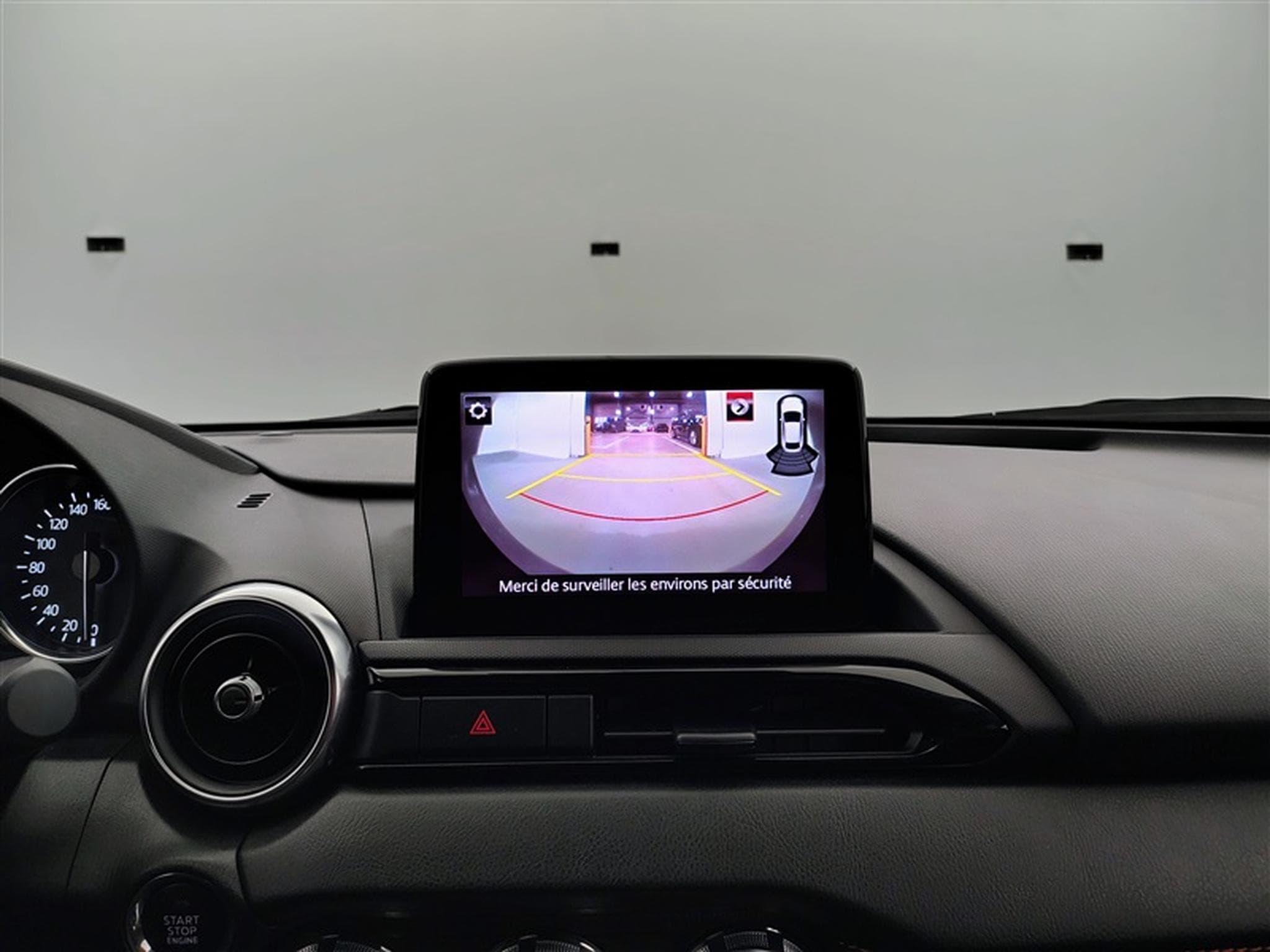 Mazda MX-5 2.0i Skyactiv-G Kazari Cabrio*NAV/F.LED/CUIR/CAM/BOSE HIFI* (2022) - Foto 17