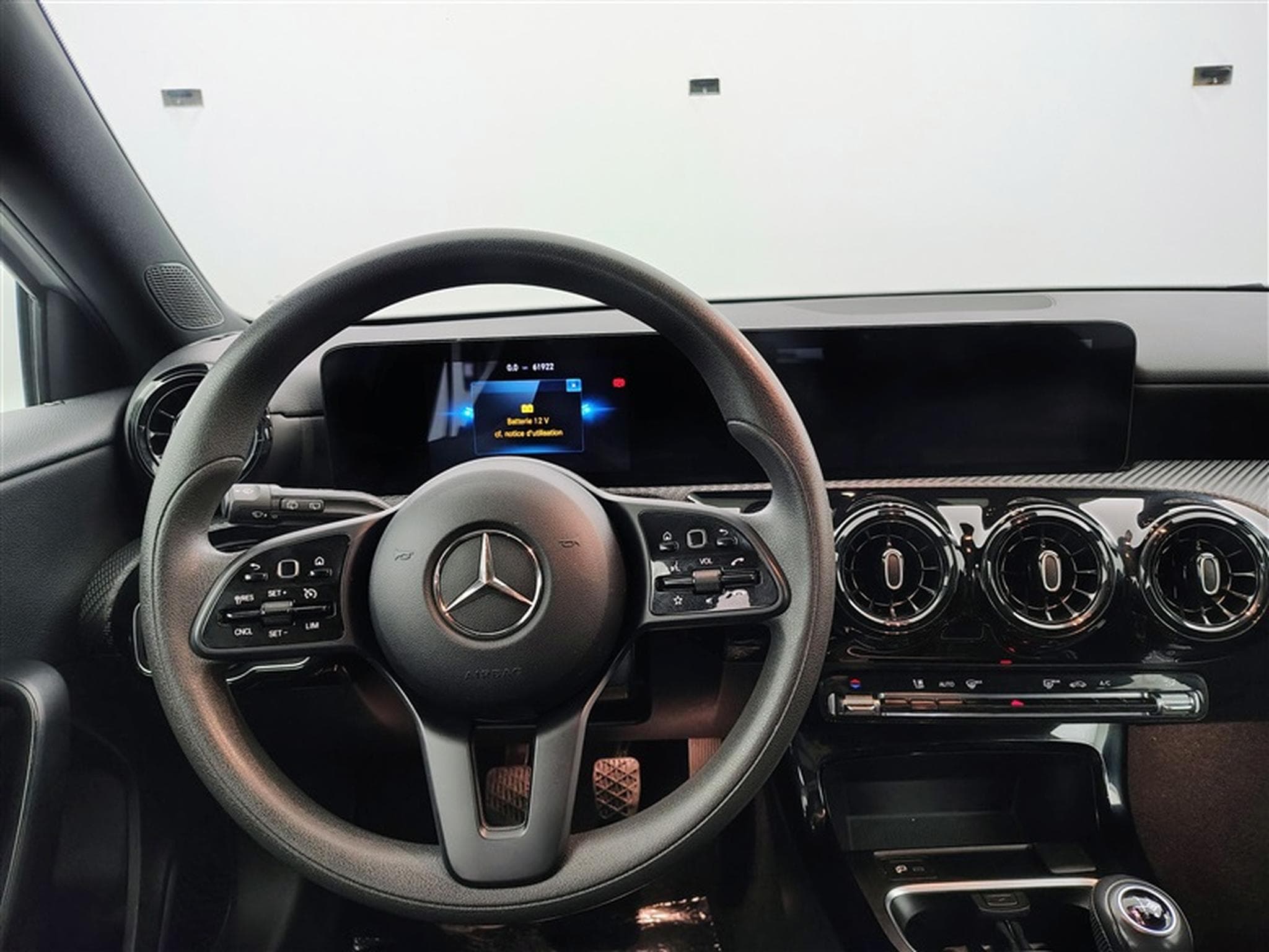 Mercedes A 160 A 160 Business NAVI/PDC AV AR (2022) - Photo 9