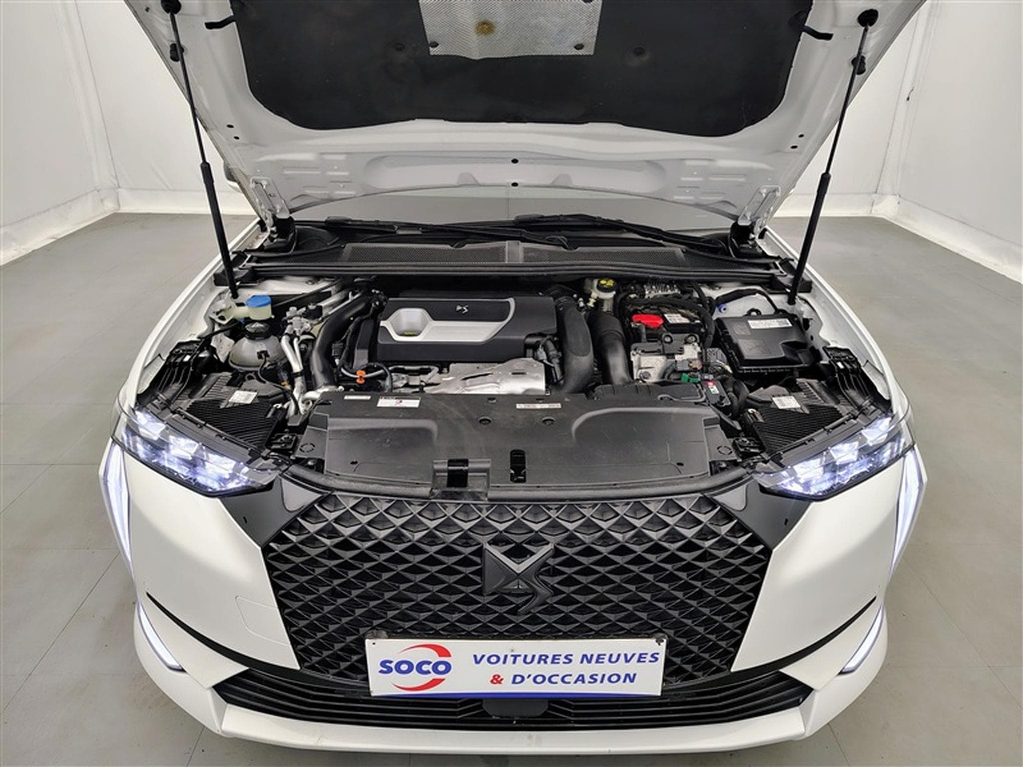 DS Automobiles DS4 Hybrid E-Tense EAT8 Performance Line + (2023) - Photo 19