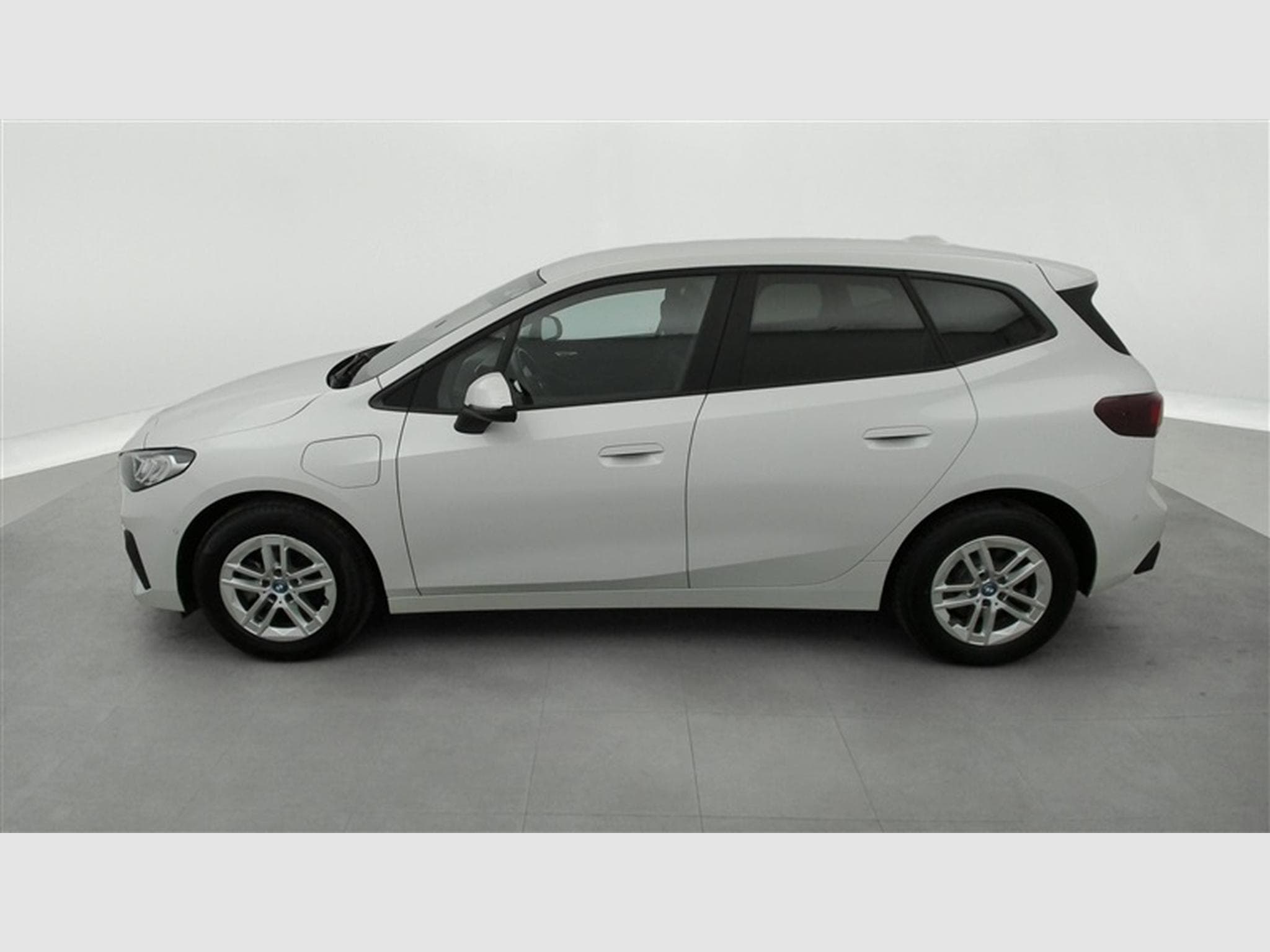 BMW 225 xeA PHEV Business Ed. NAVI / FULL LED / CLIM (2023) - Photo 3