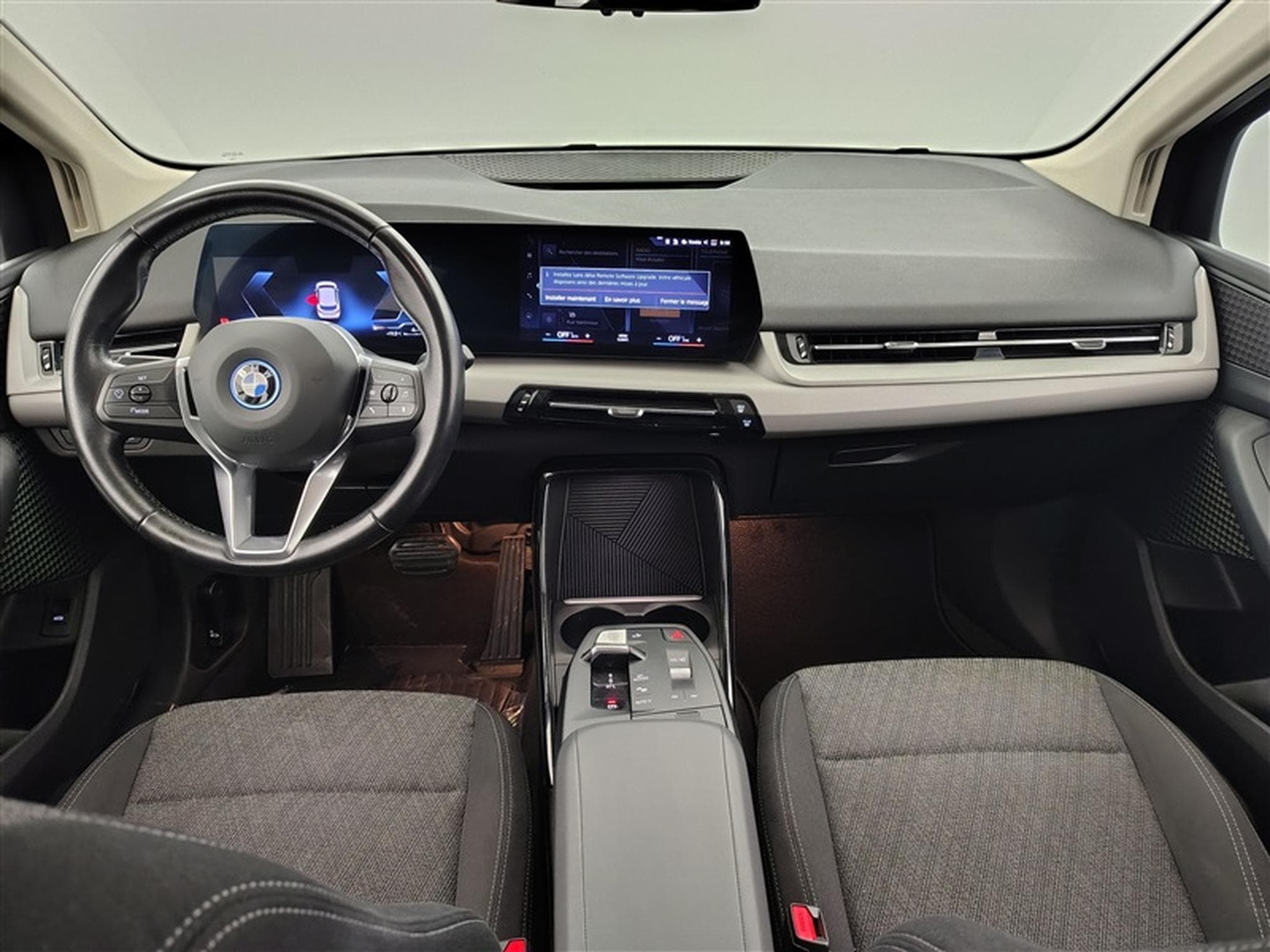 BMW 225 xeA PHEV Business Ed. NAVI / FULL LED / CLIM (2023) - Photo 8