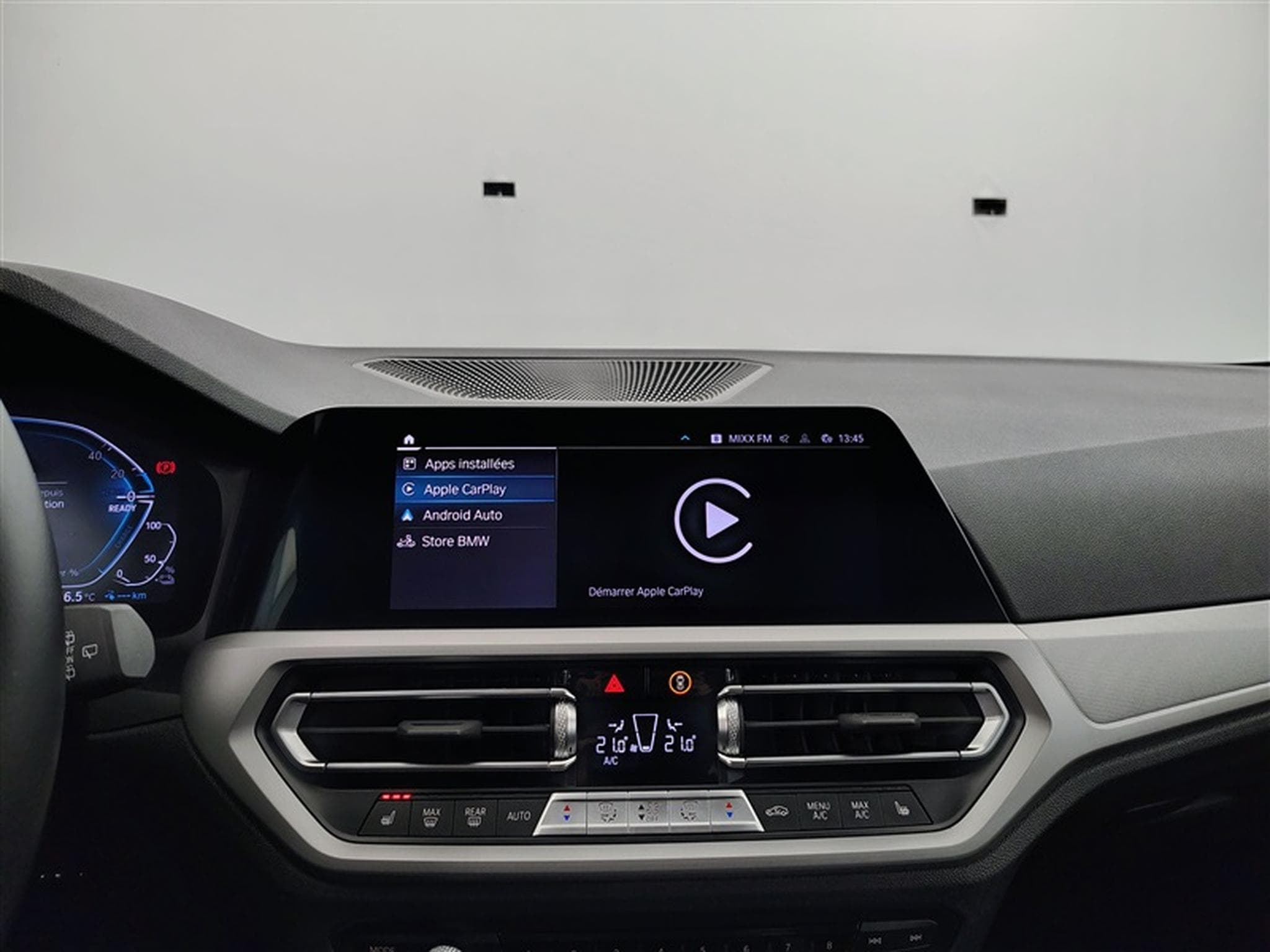 BMW 320 Touring 320eA PHEV Cuir / Navi Cockpit / Led / PDC av+ar (2022) - Foto 22