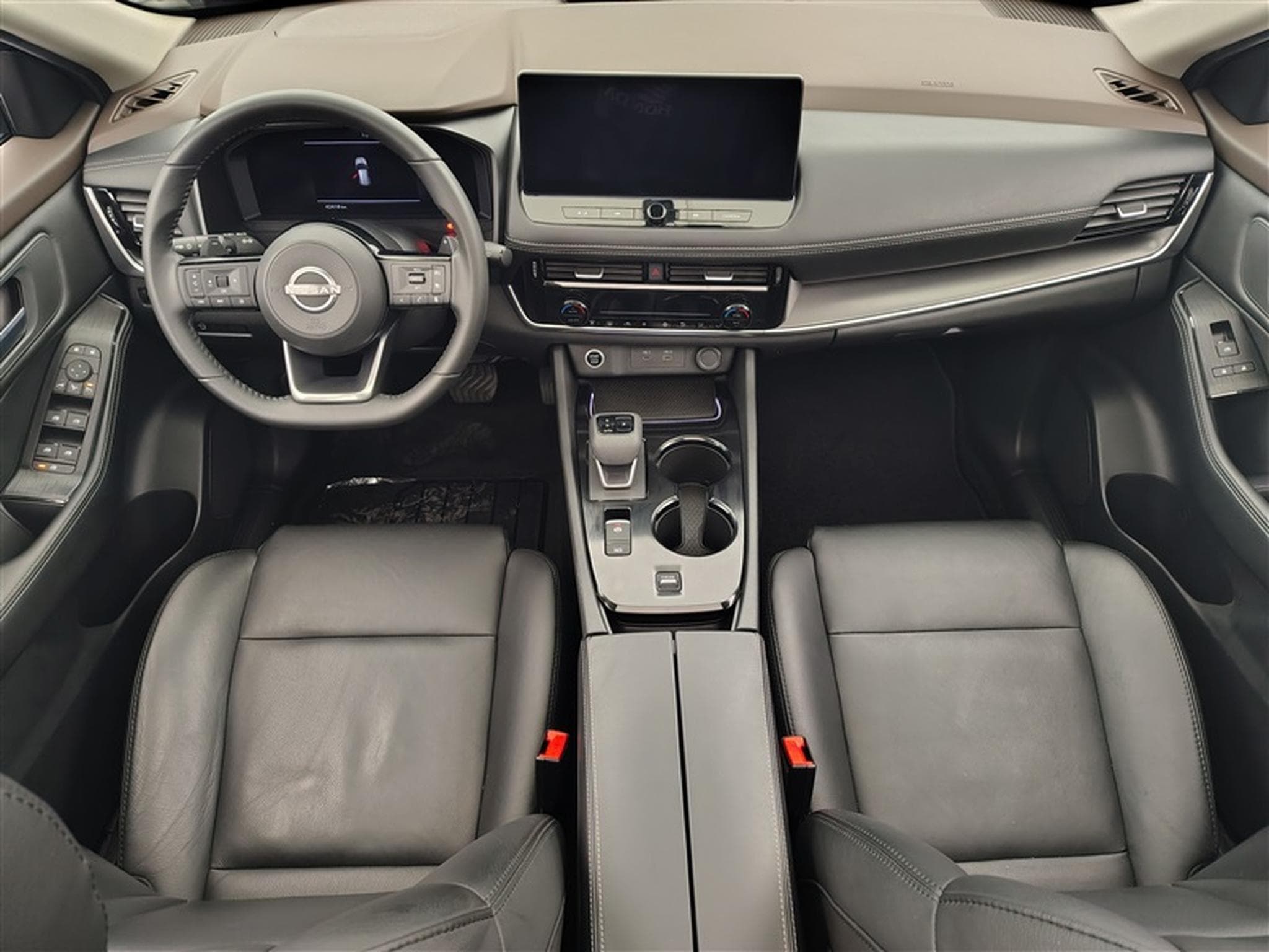 Nissan X-Trail (2024) - Foto 8